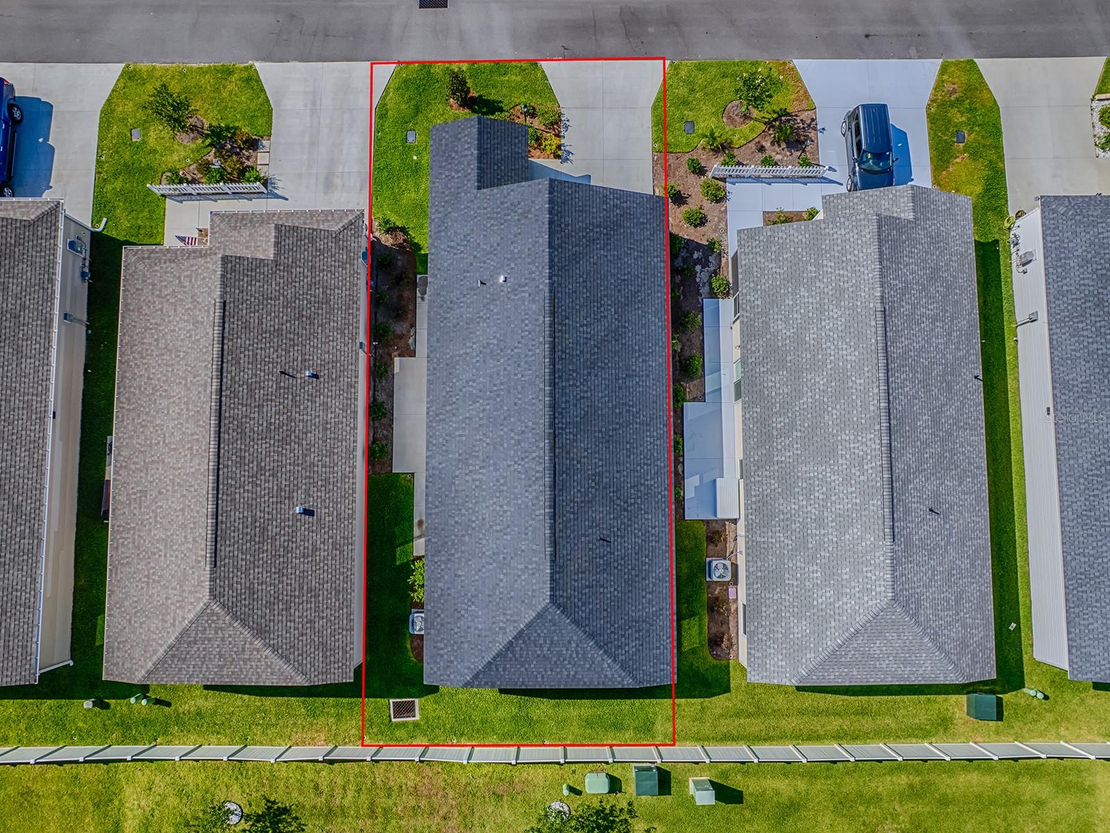 Image 49 of 57 For 865 Conroe Street