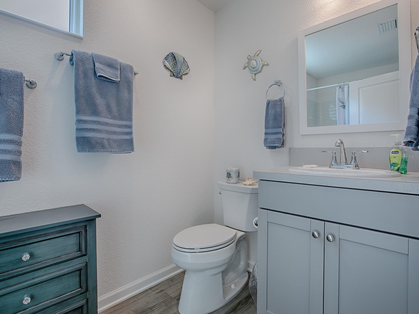 Image 8 of 57 For 865 Conroe Street