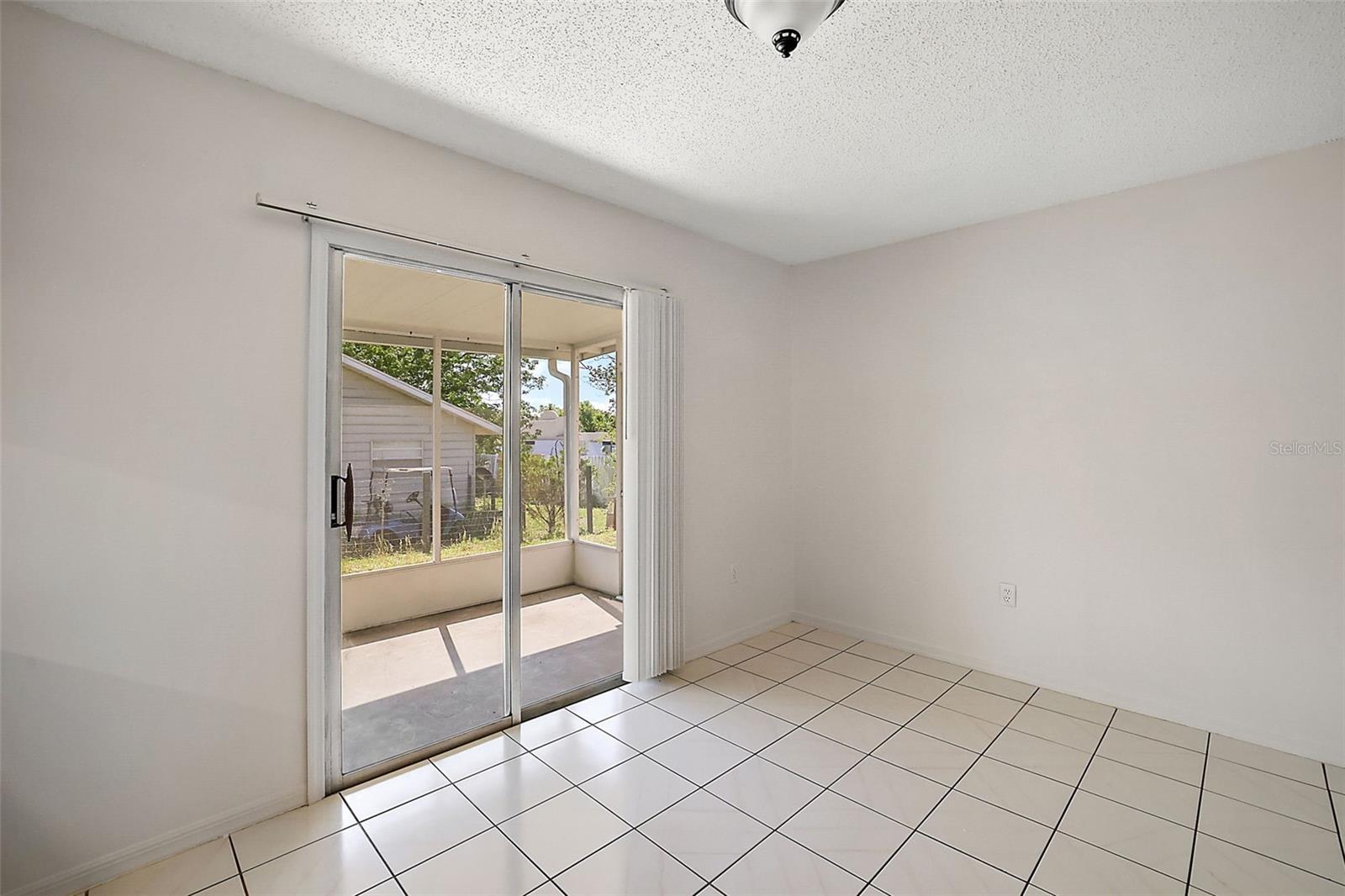 Image 12 of 21 For 1453 Fernleaf Drive