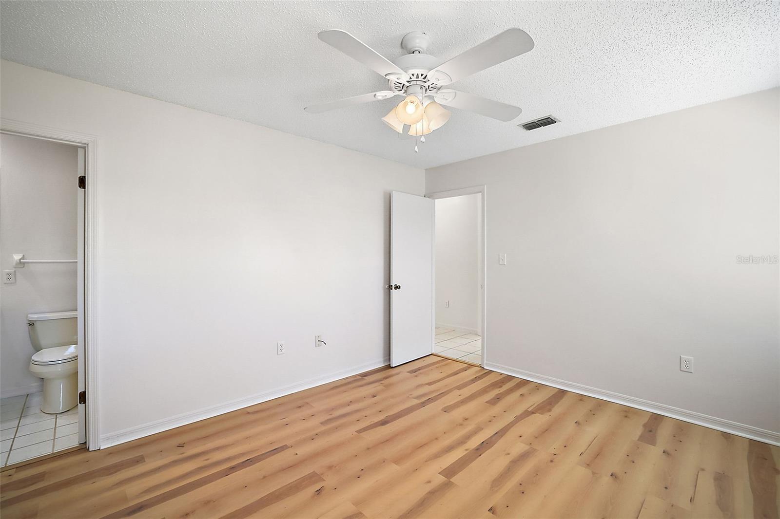 Image 14 of 21 For 1453 Fernleaf Drive