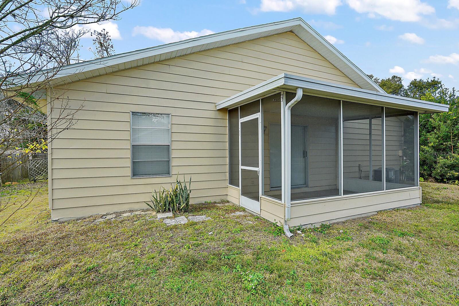 Image 18 of 21 For 1453 Fernleaf Drive