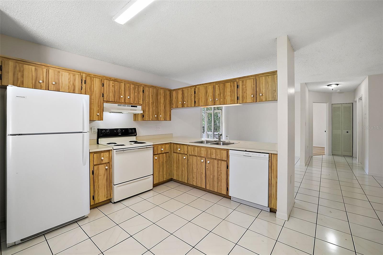 Image 9 of 21 For 1453 Fernleaf Drive