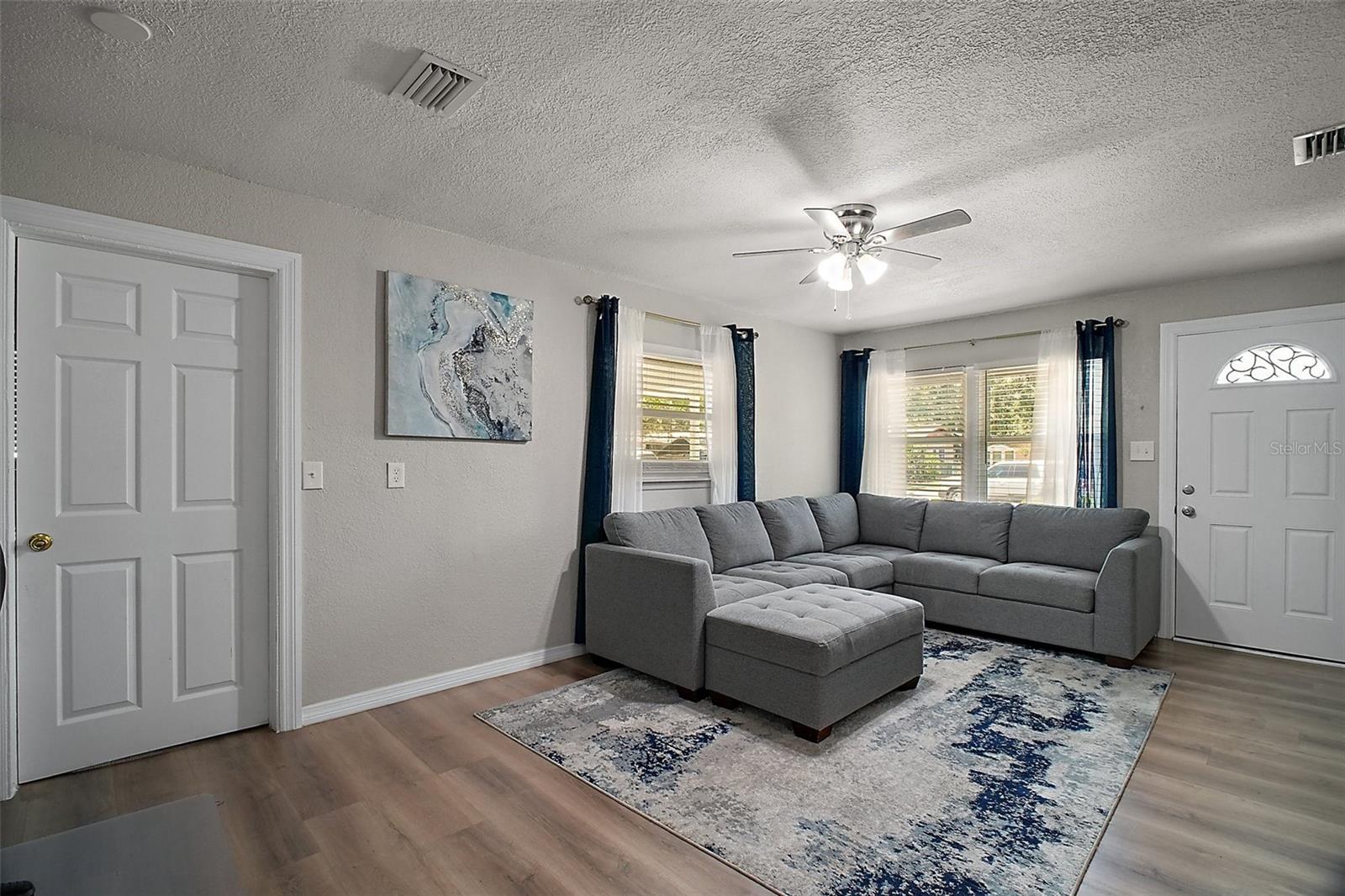 Image 3 of 24 For 1805 Jefferson Drive