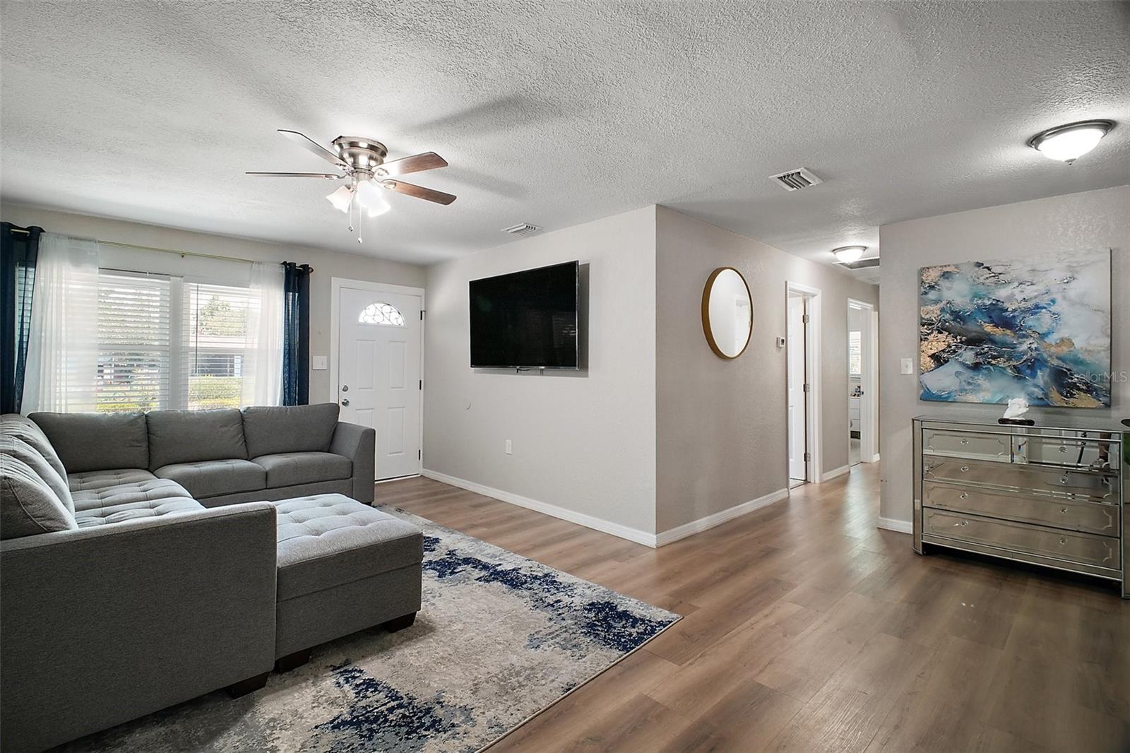Image 5 of 24 For 1805 Jefferson Drive