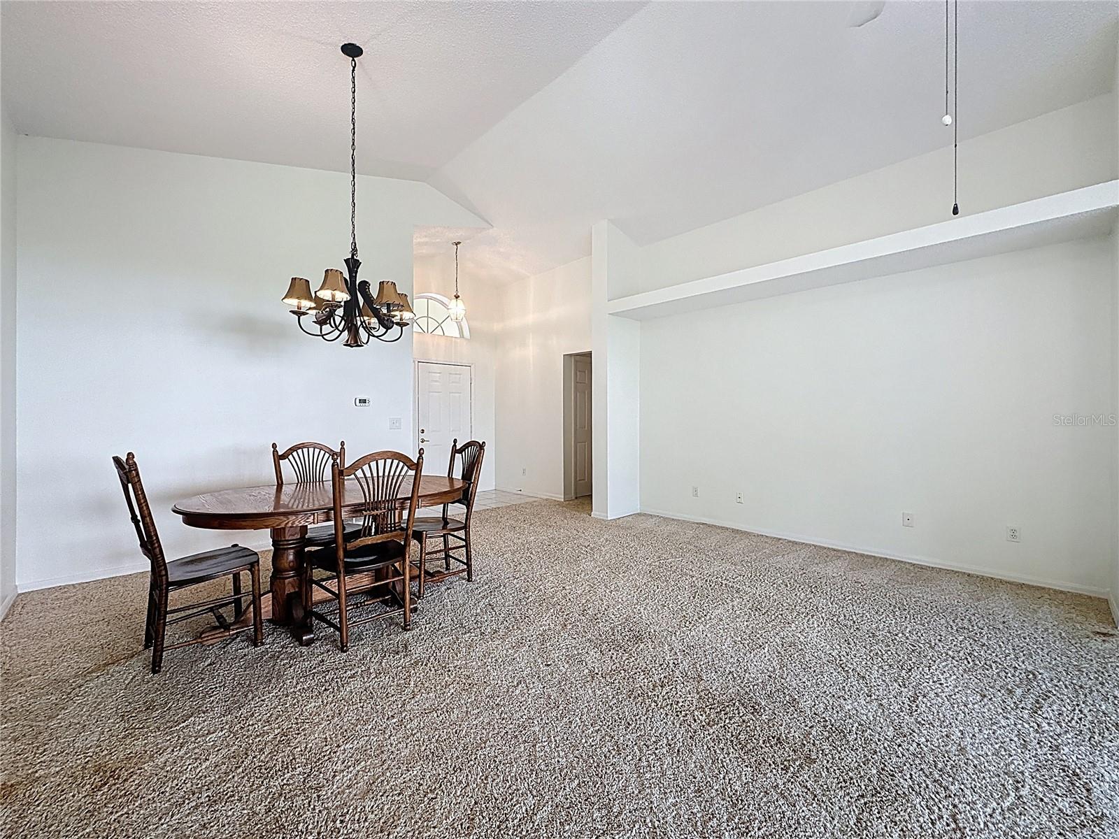 Image 14 of 37 For 3718 Westerham Drive