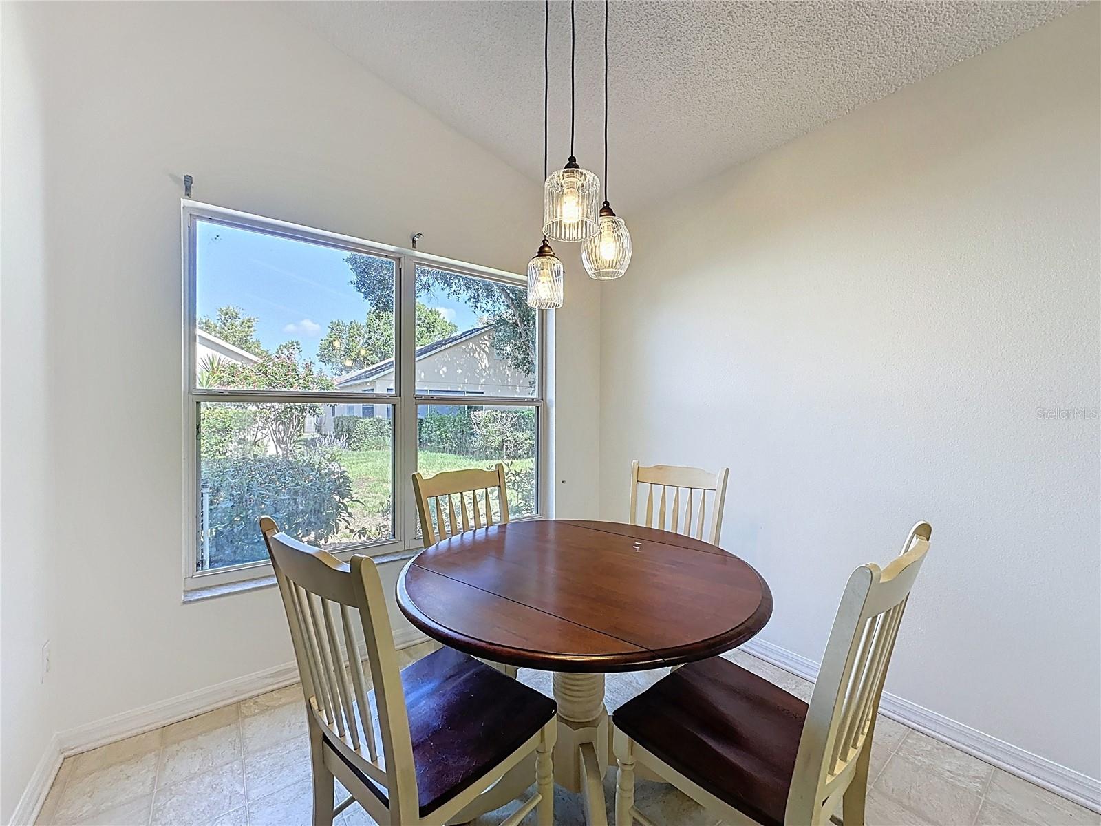 Image 16 of 37 For 3718 Westerham Drive