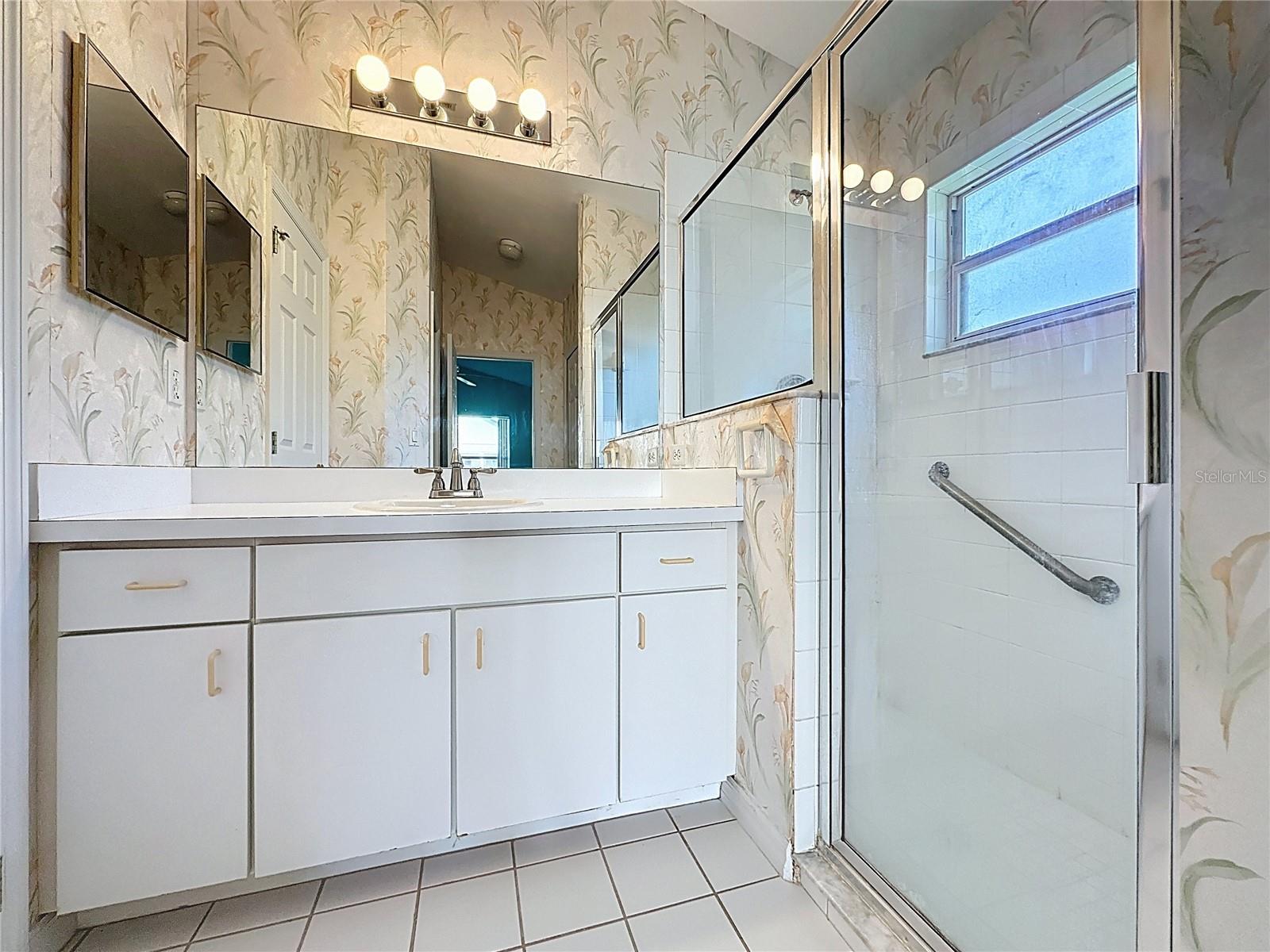 Image 19 of 37 For 3718 Westerham Drive