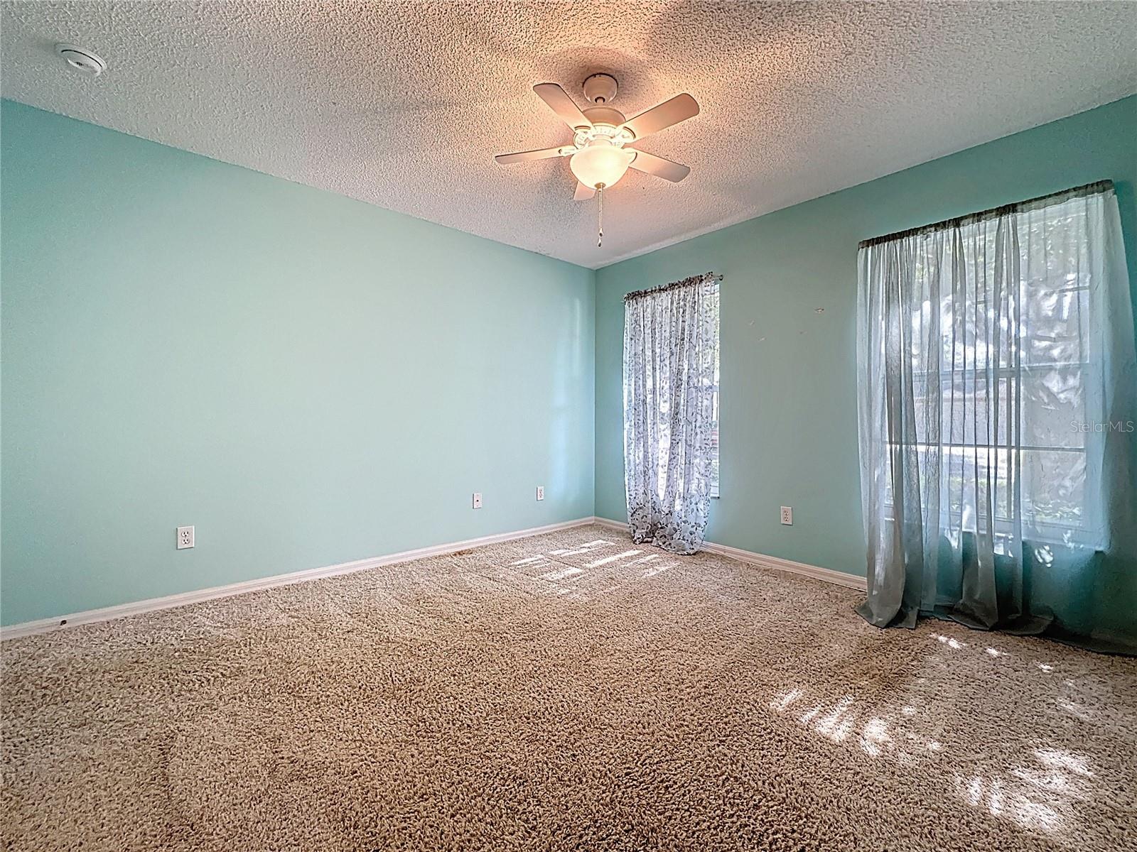 Image 20 of 37 For 3718 Westerham Drive