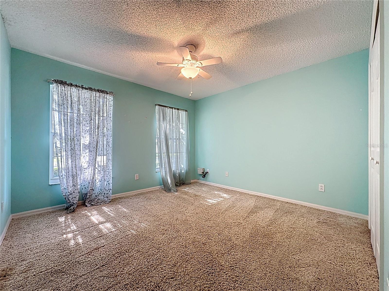 Image 22 of 37 For 3718 Westerham Drive