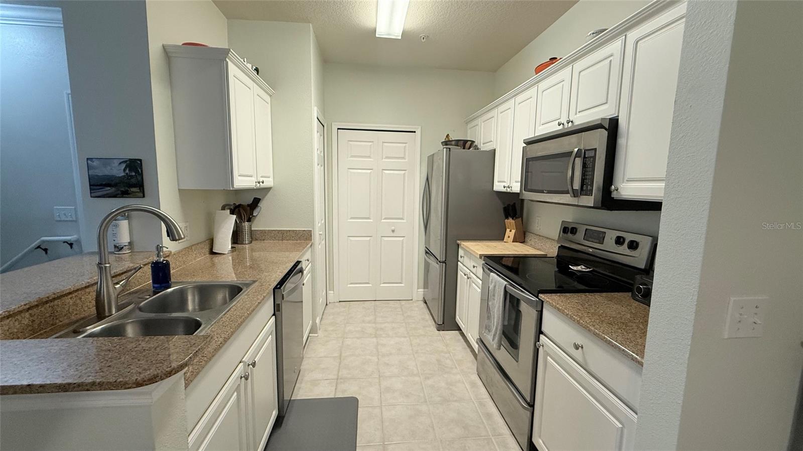 Image 8 of 29 For 130 Southern Pecan Circle 204