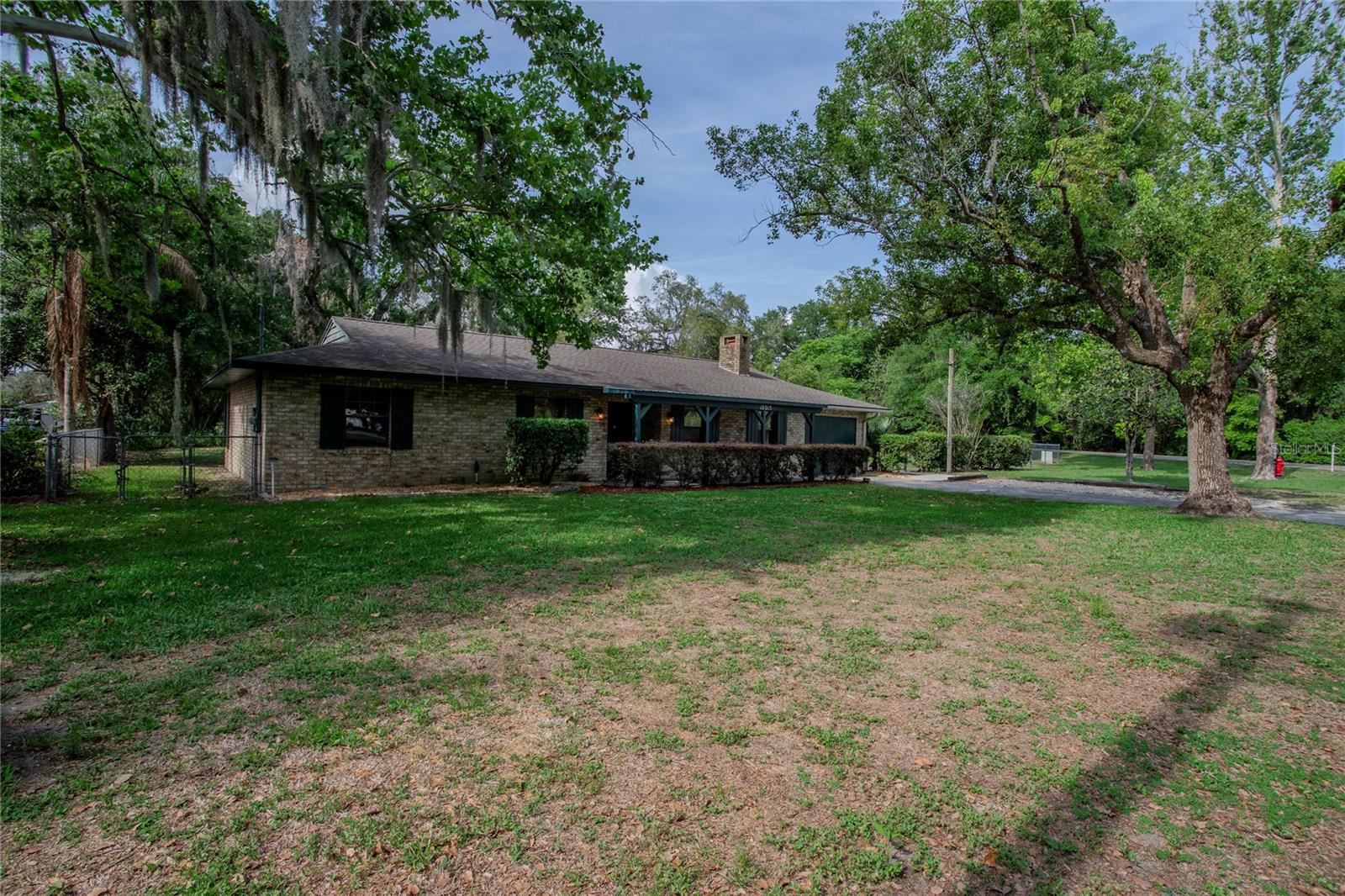 Image 2 of 41 For 18015 Palm Street