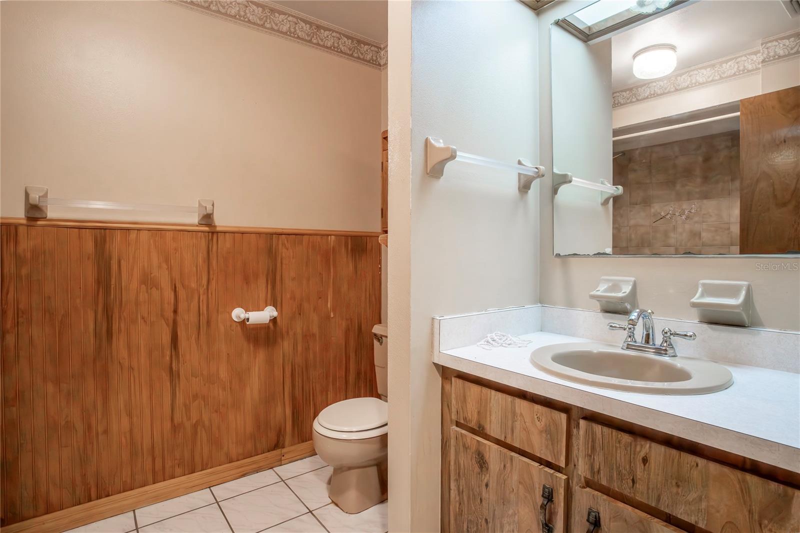 Image 21 of 41 For 18015 Palm Street
