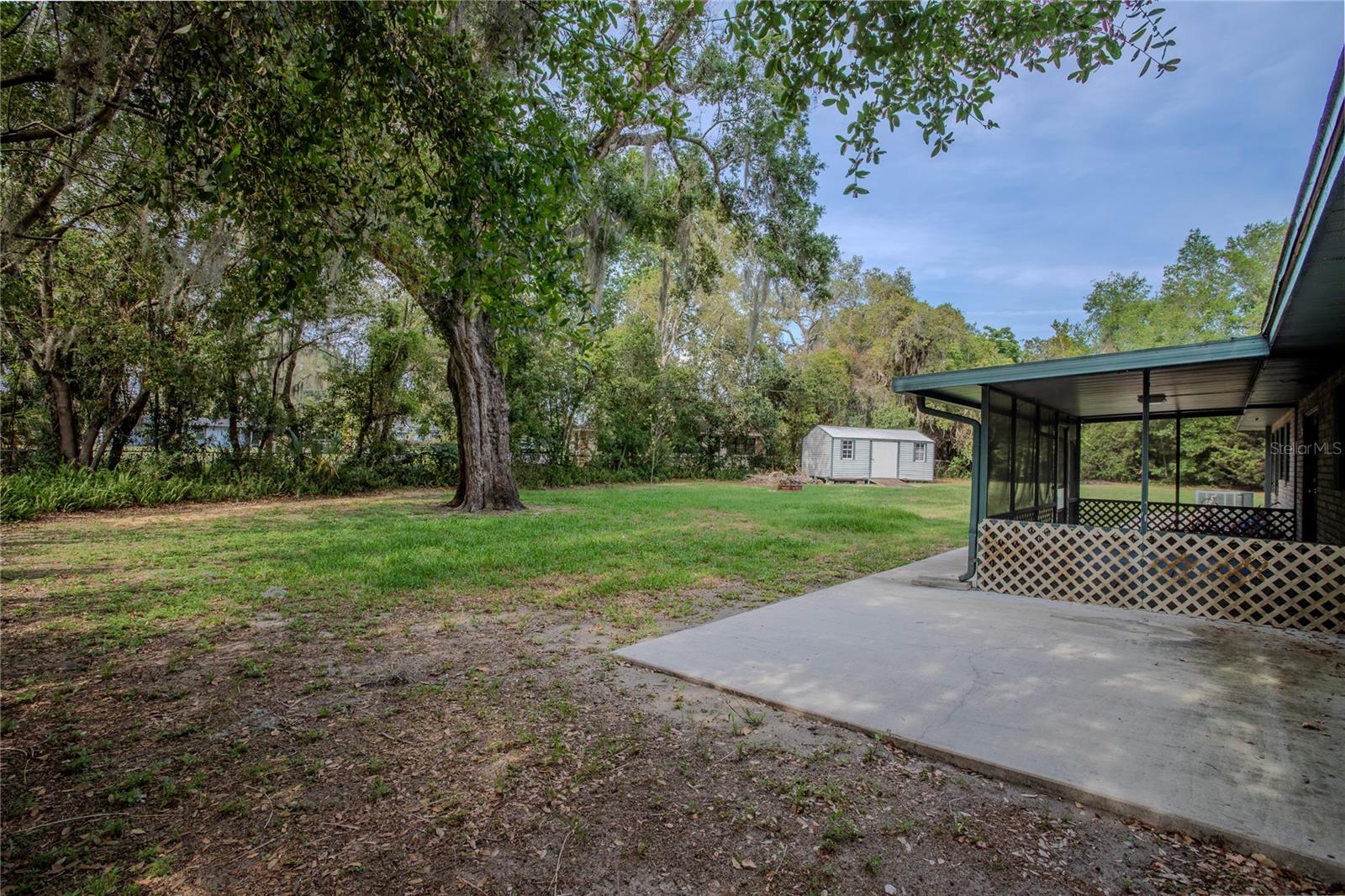 Image 33 of 41 For 18015 Palm Street