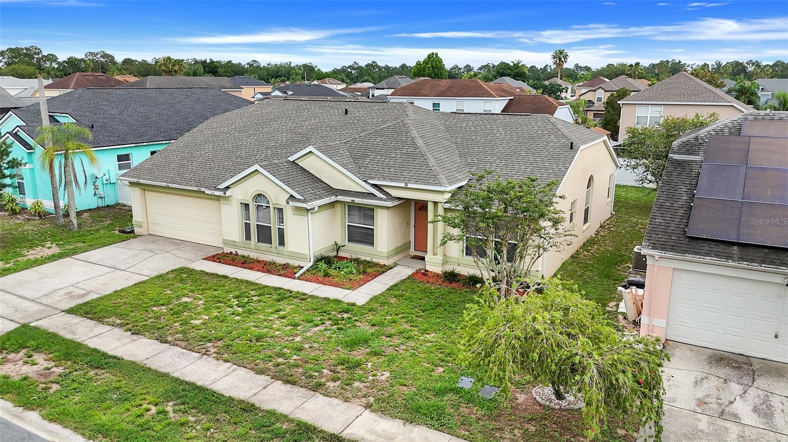 Image 3 of 43 For 2896 Picadilly Circle
