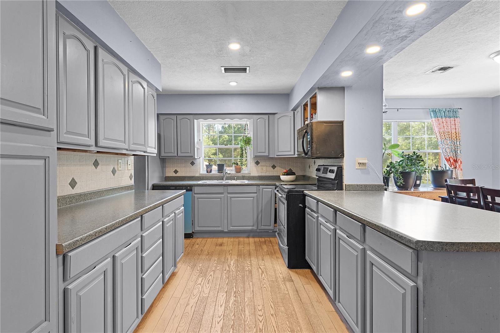 Image 15 of 55 For 5581 197th Terrace