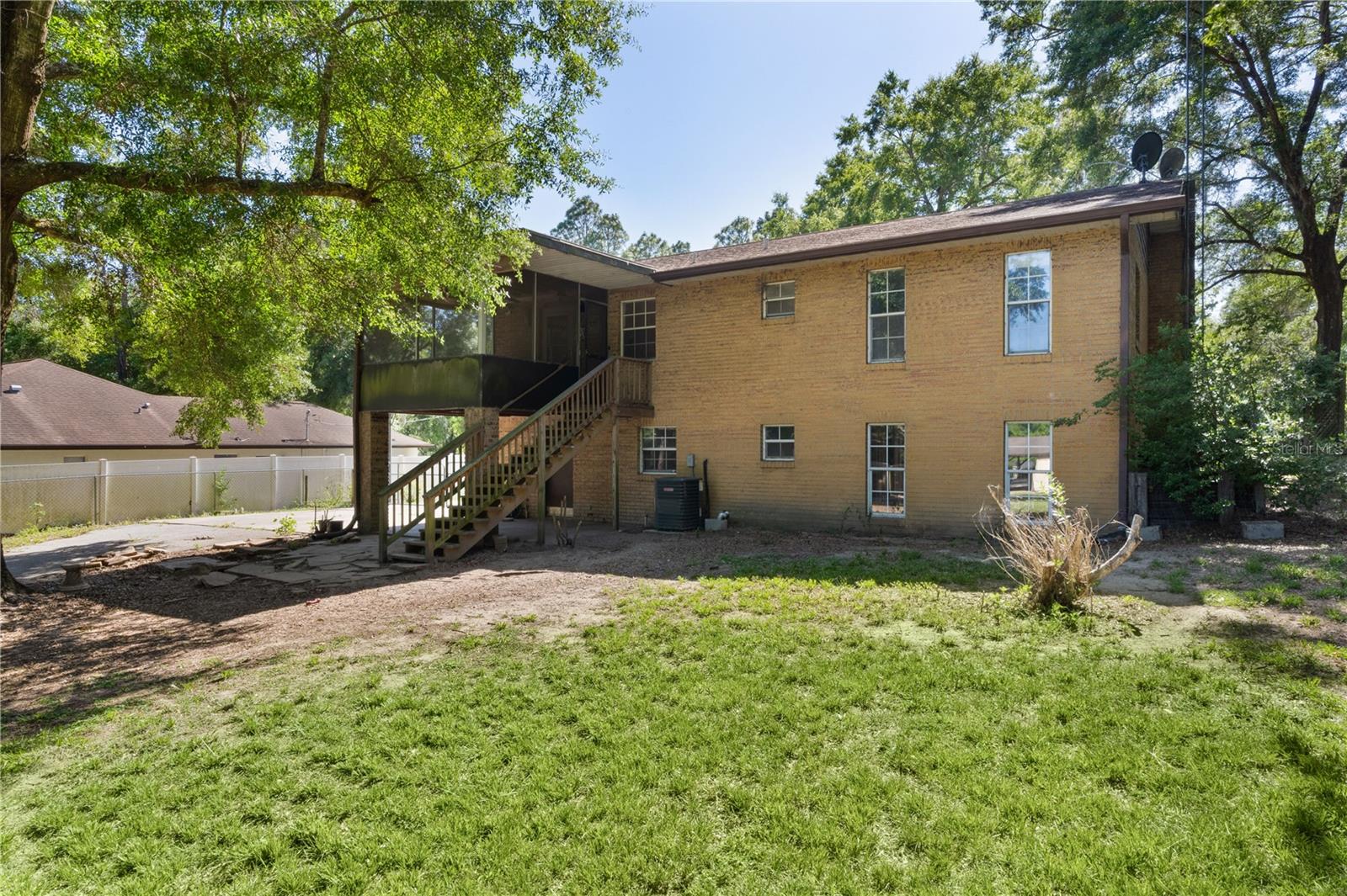 Image 39 of 55 For 5581 197th Terrace