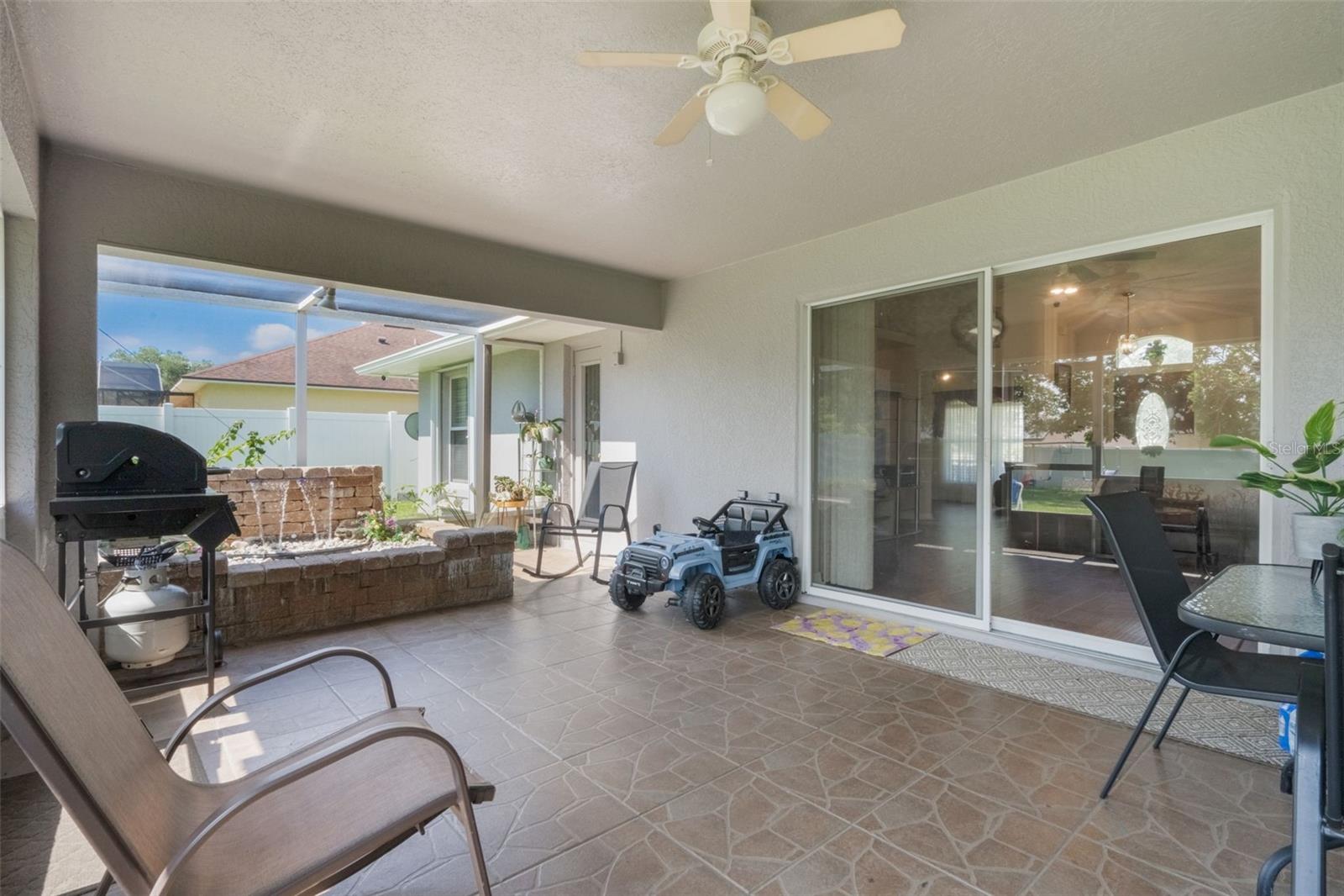 Image 29 of 43 For 11437 Alameda Sandra Drive