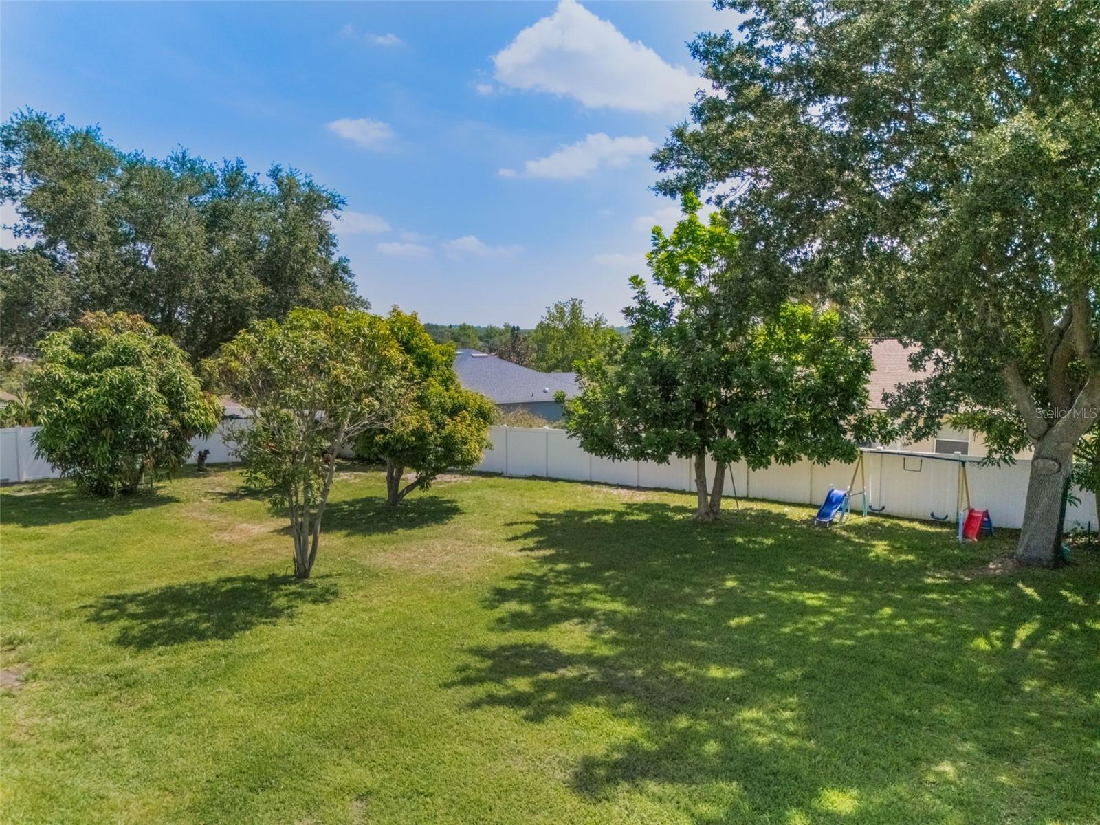 Image 32 of 43 For 11437 Alameda Sandra Drive