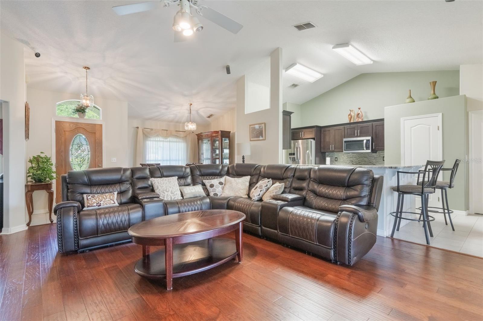 Image 7 of 43 For 11437 Alameda Sandra Drive