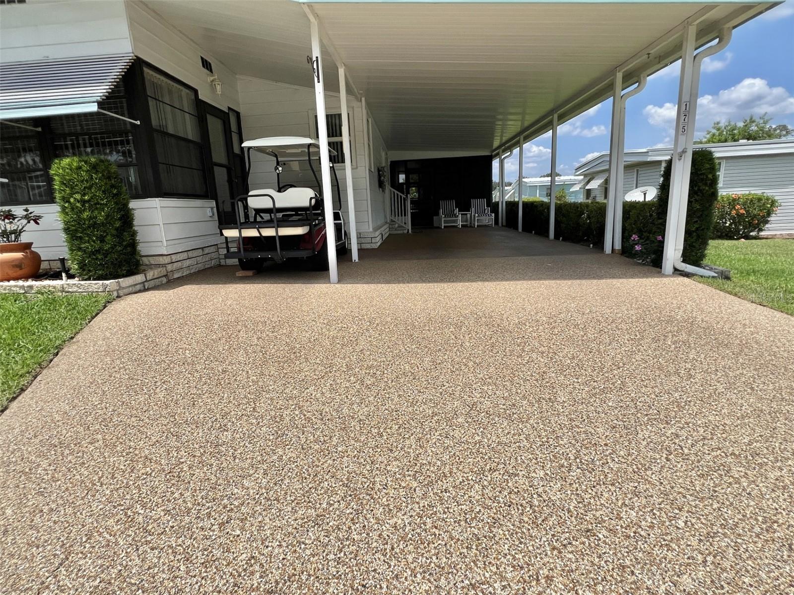 Image 19 of 74 For 175 Hibiscus Way