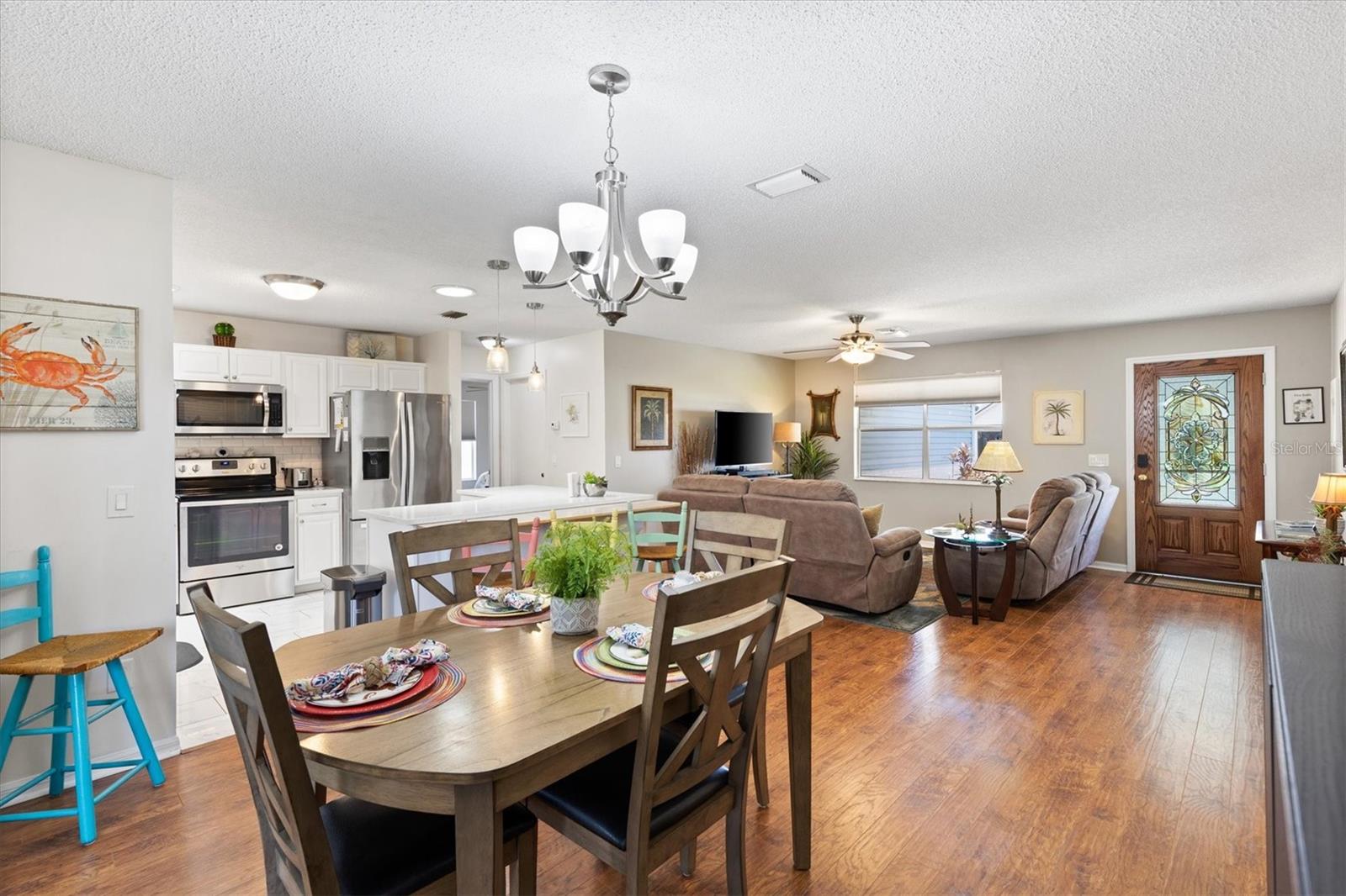 Image 10 of 37 For 612 Lisbon Lane