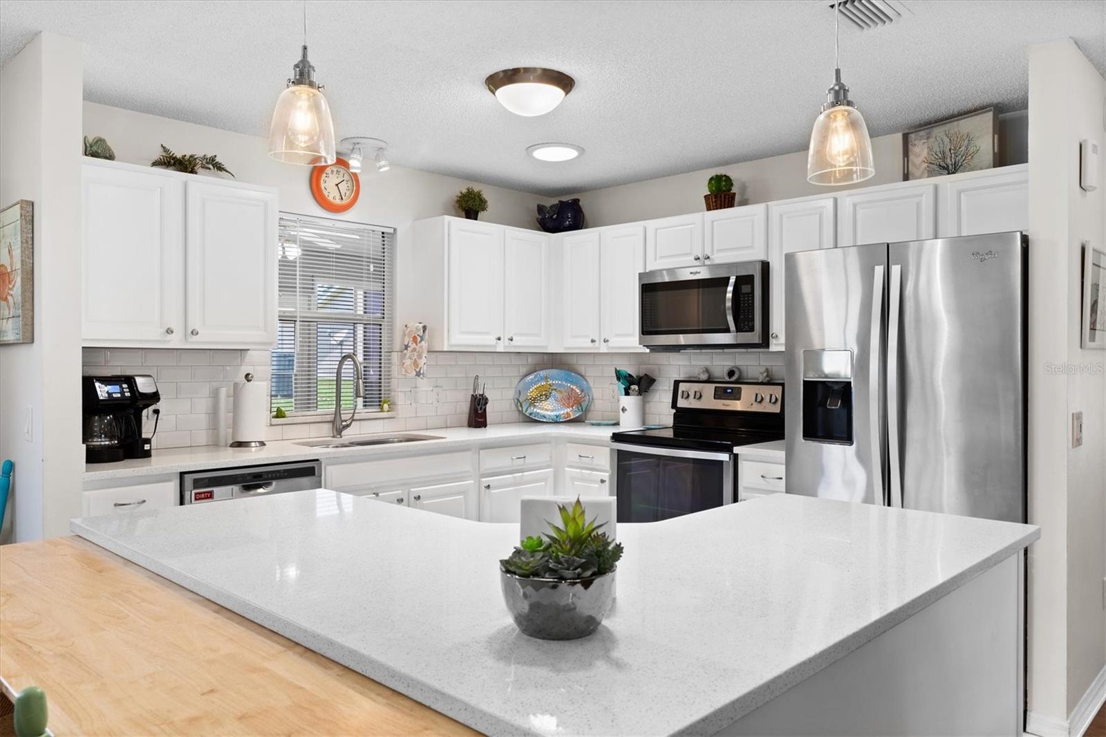 Image 11 of 37 For 612 Lisbon Lane