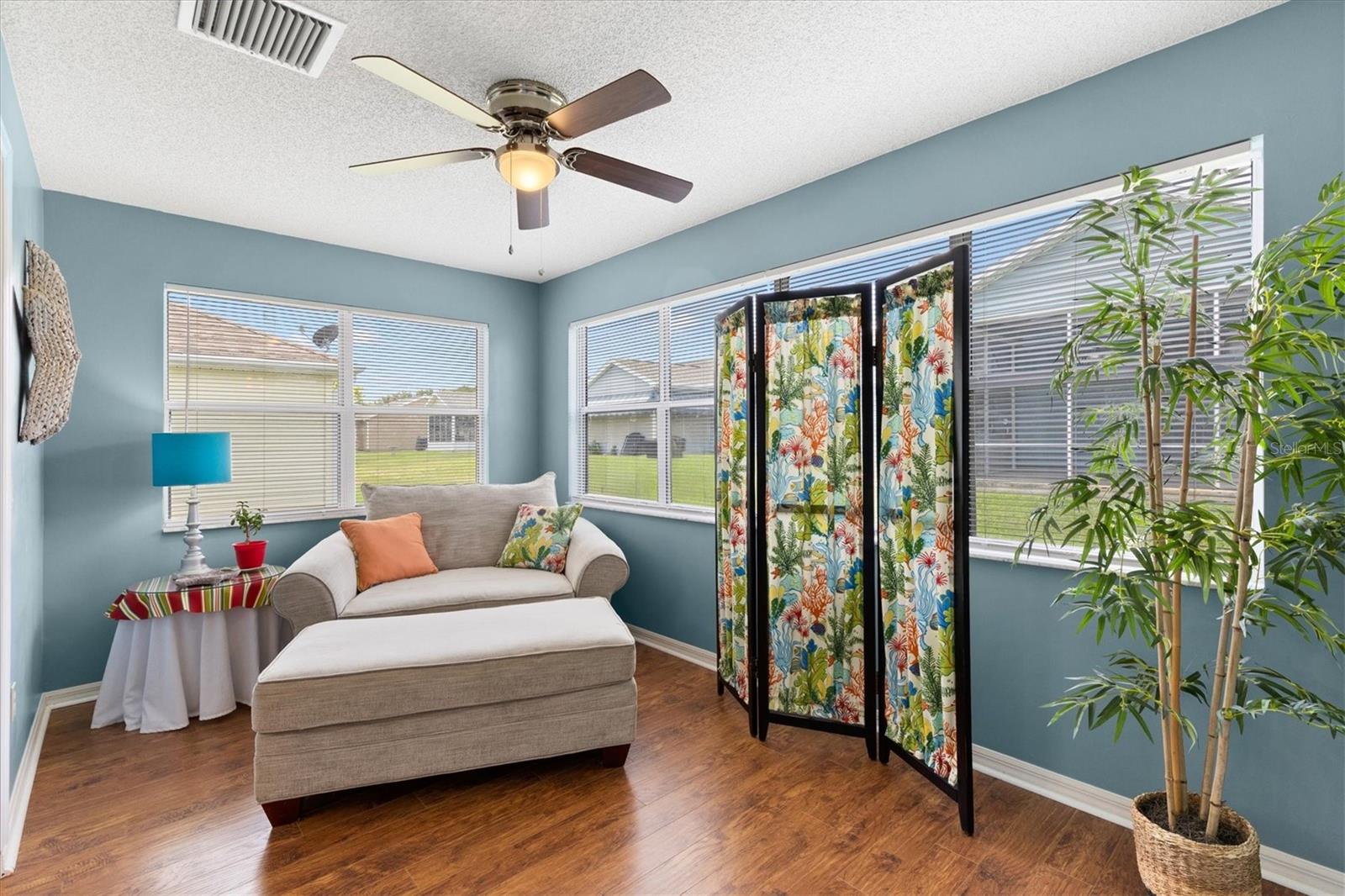 Image 14 of 37 For 612 Lisbon Lane