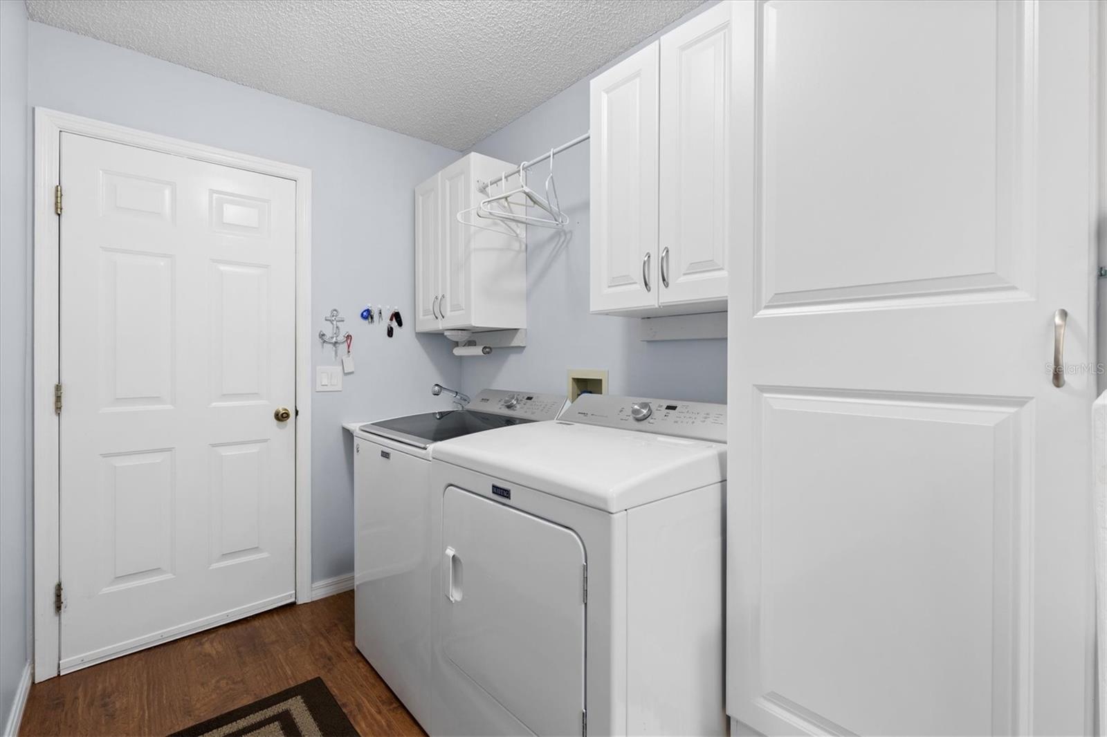 Image 24 of 37 For 612 Lisbon Lane