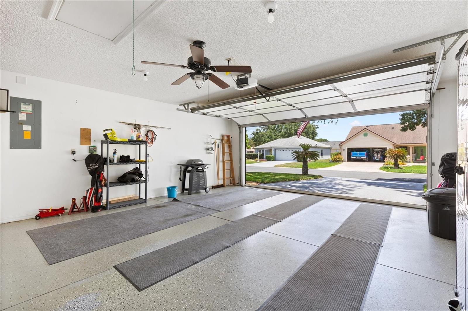 Image 27 of 37 For 612 Lisbon Lane