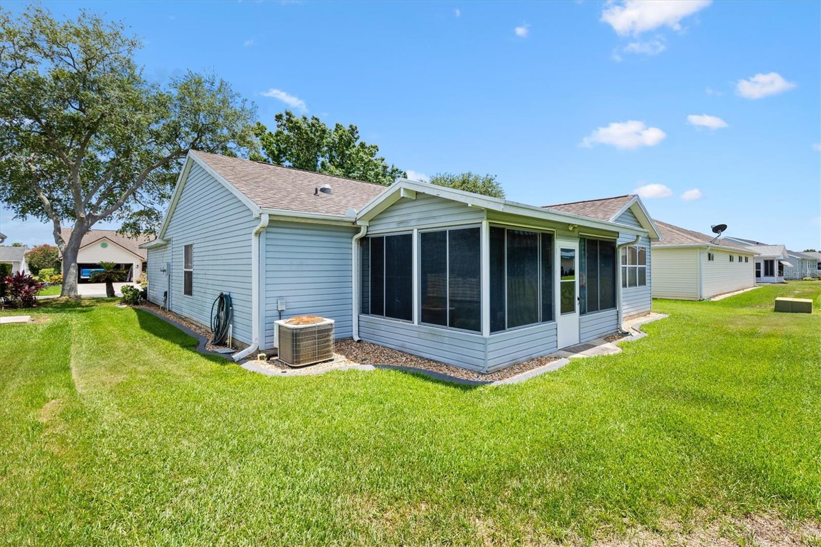 Image 28 of 37 For 612 Lisbon Lane