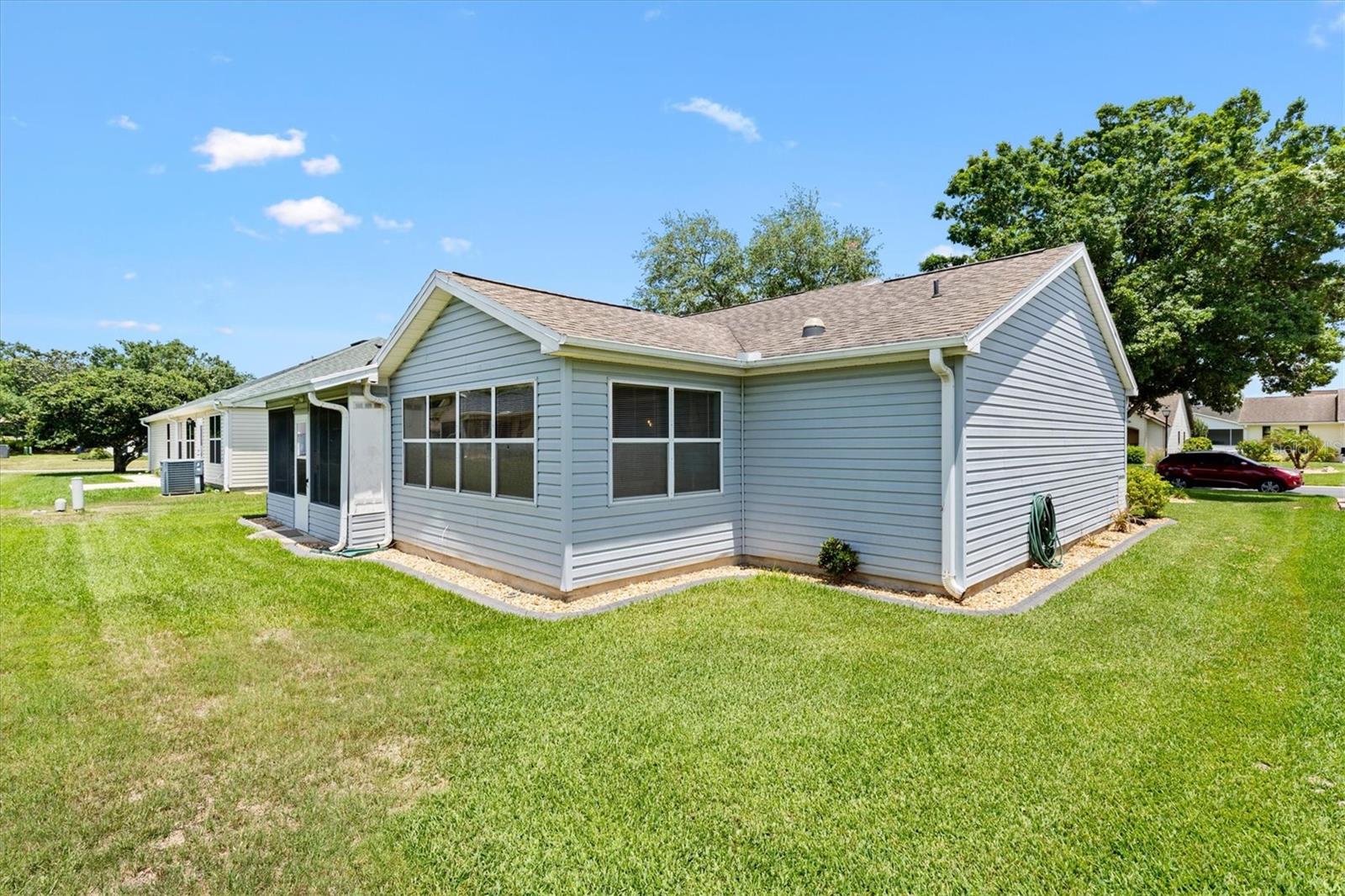 Image 29 of 37 For 612 Lisbon Lane