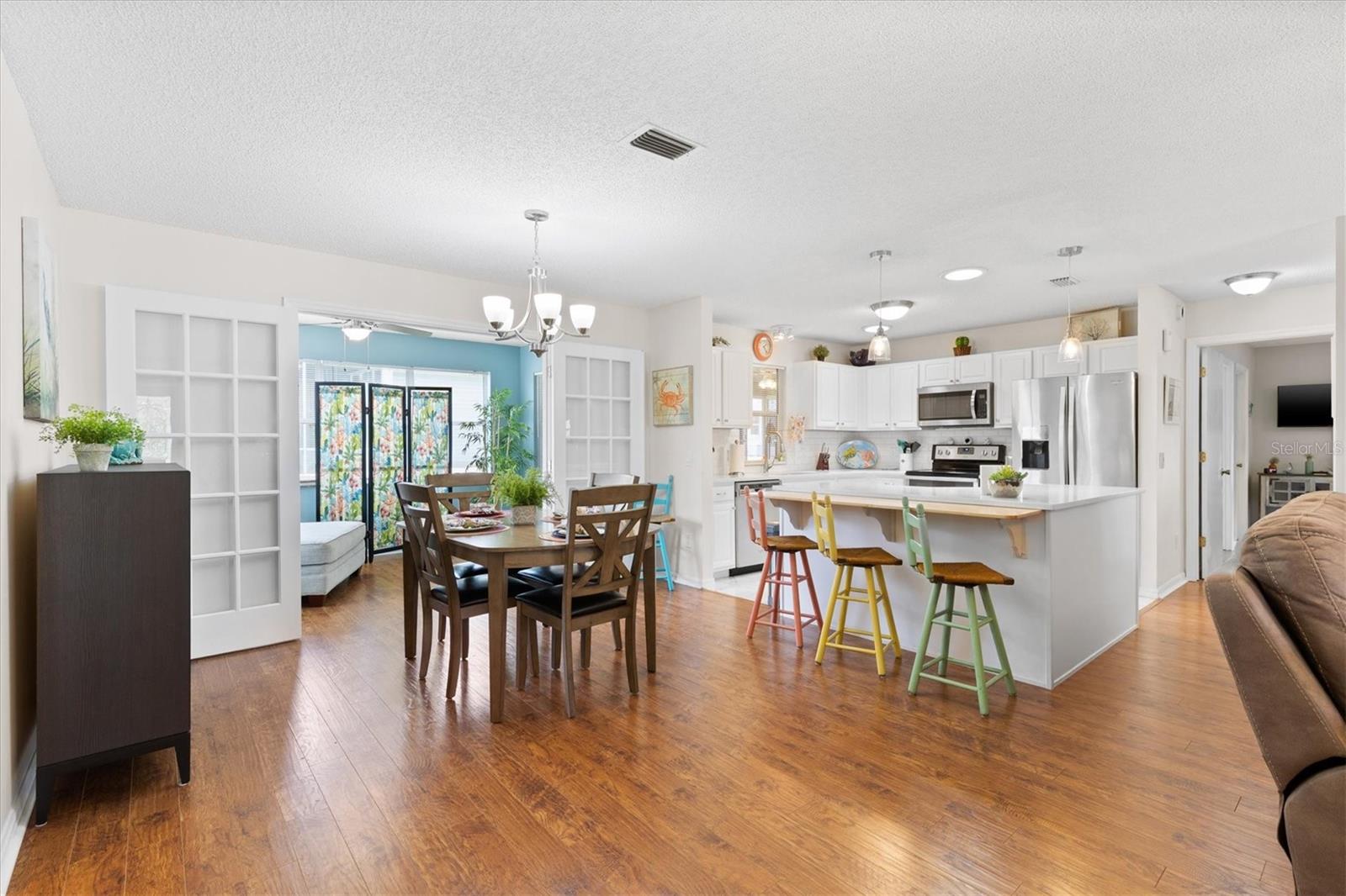 Image 9 of 37 For 612 Lisbon Lane