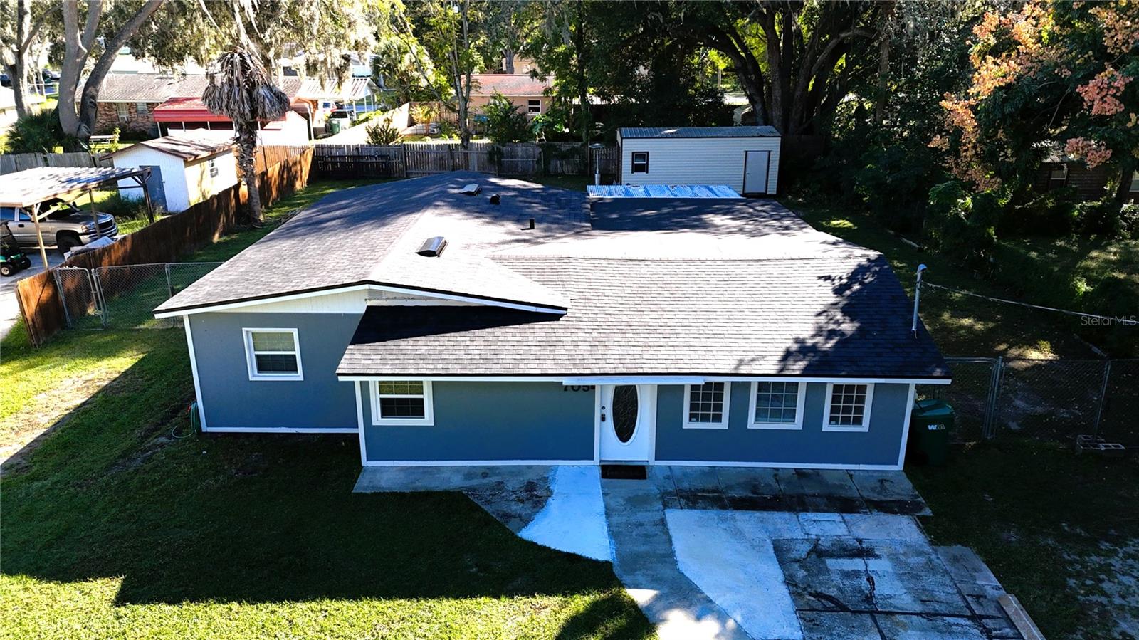 Image 42 of 44 For 705 Poinsettia Avenue