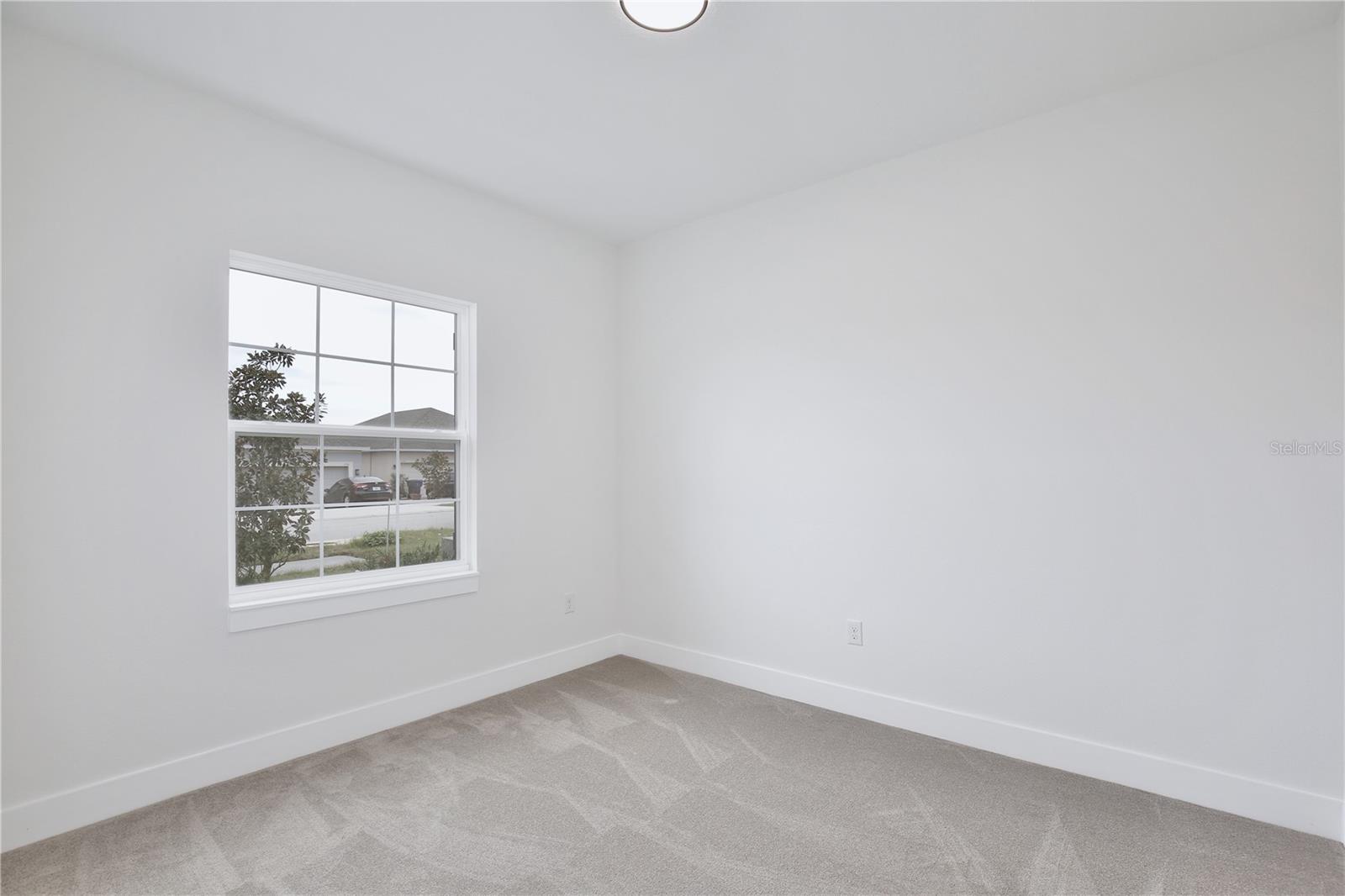 Image 16 of 21 For 1191 Stratton Avenue