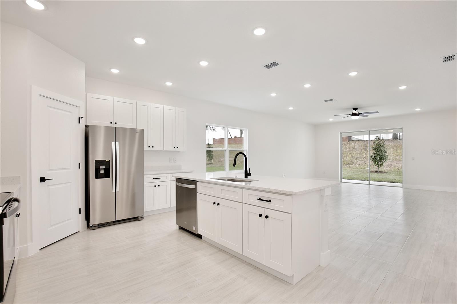 Image 2 of 21 For 1191 Stratton Avenue