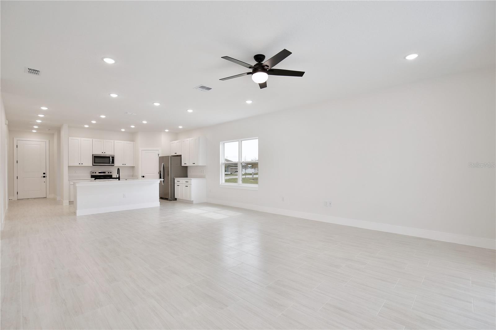 Image 7 of 21 For 1191 Stratton Avenue