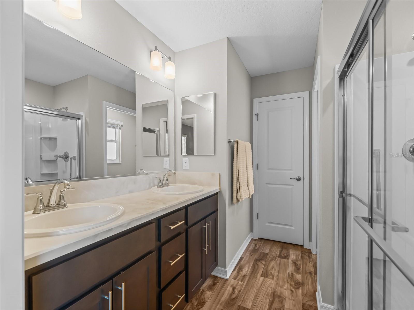 Image 19 of 36 For 6301 Whittle Court