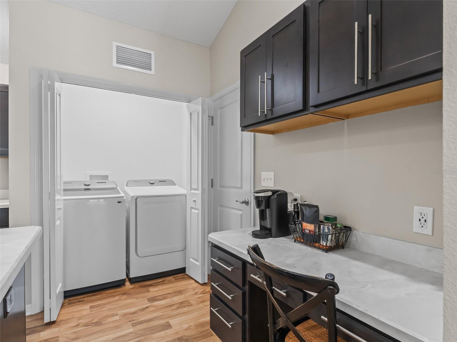 Image 24 of 36 For 6301 Whittle Court