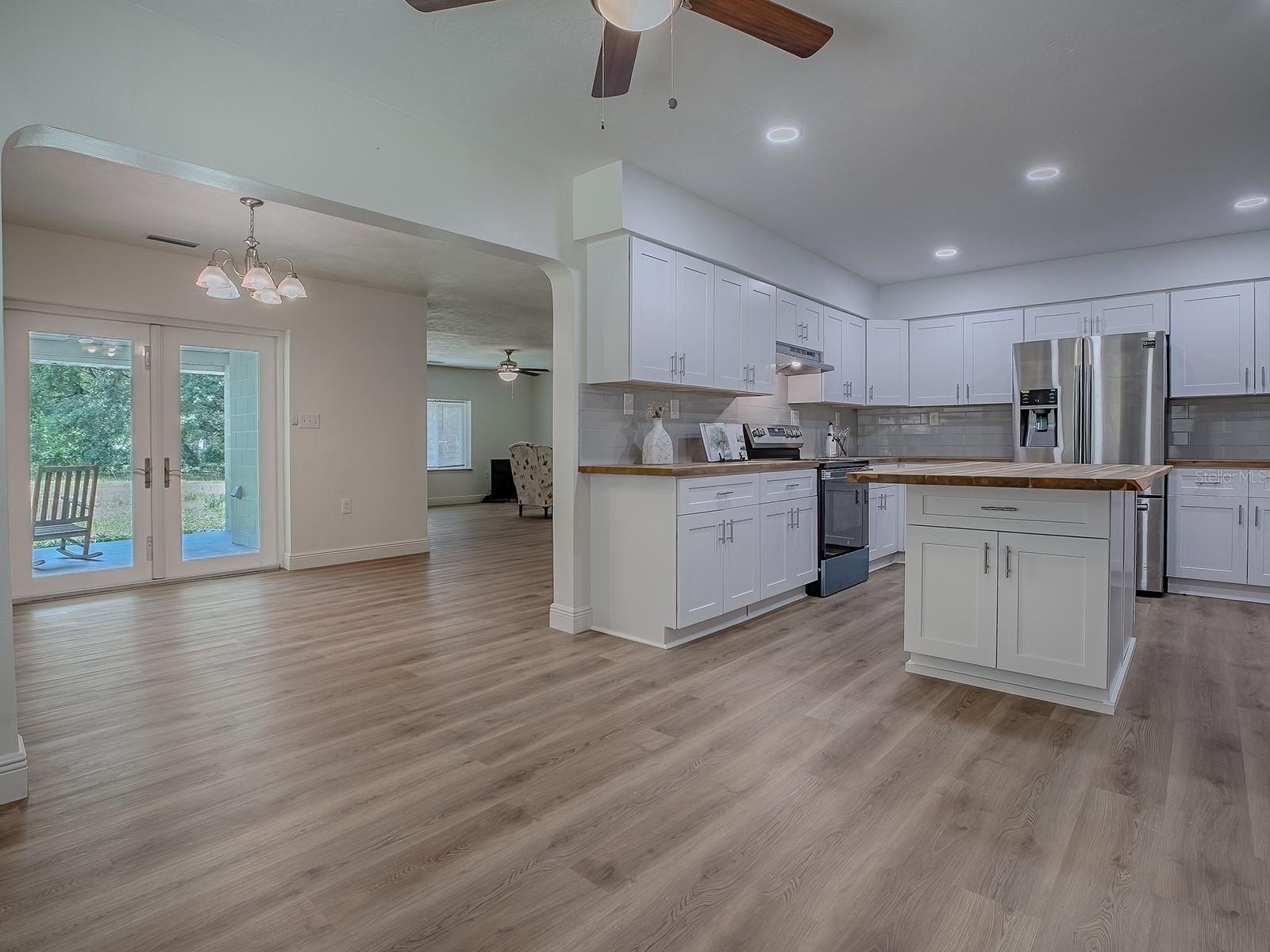 Image 19 of 64 For 9144 156th Place