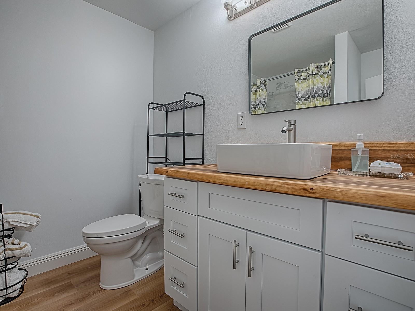 Image 23 of 64 For 9144 156th Place