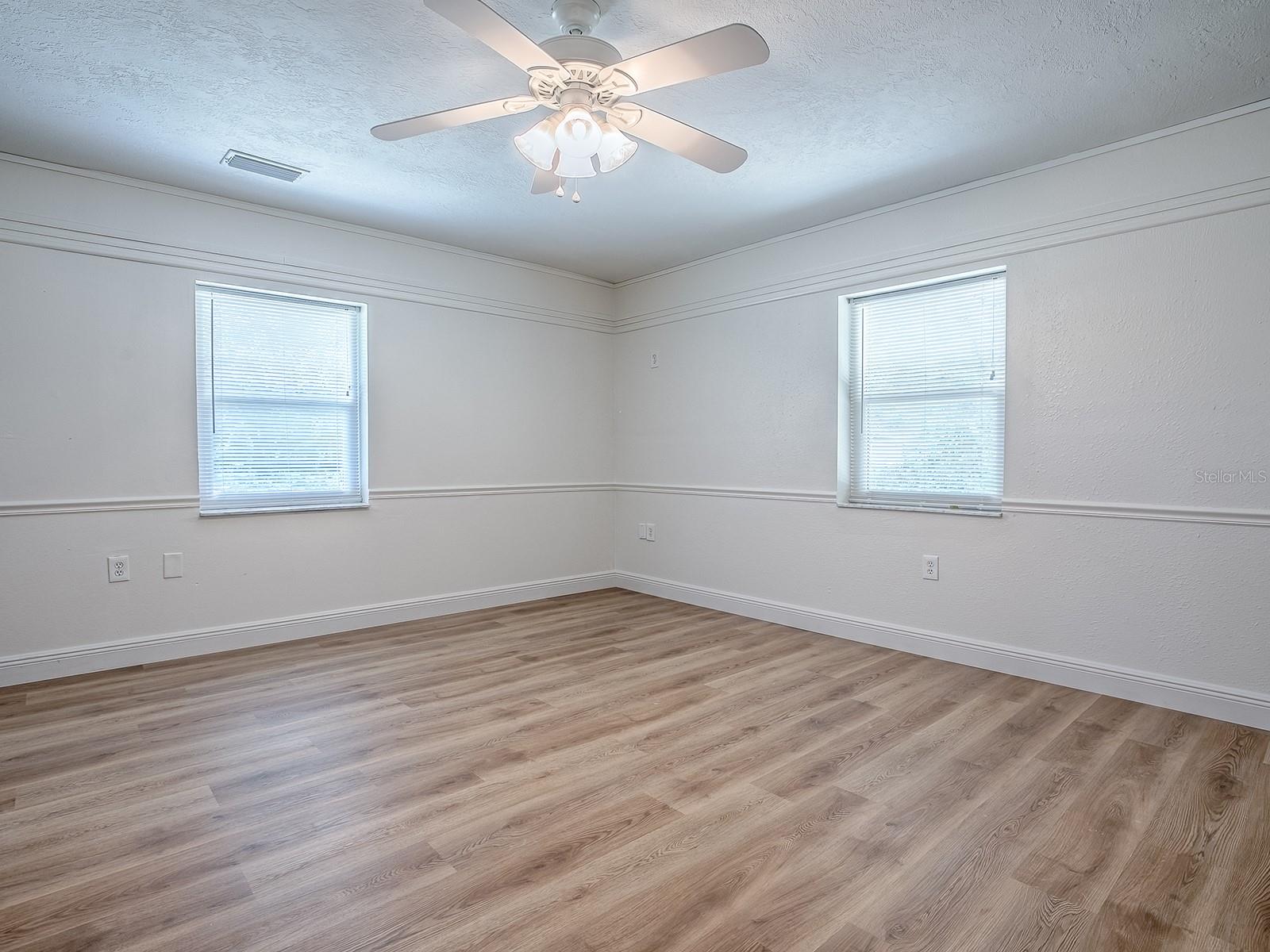 Image 27 of 64 For 9144 156th Place