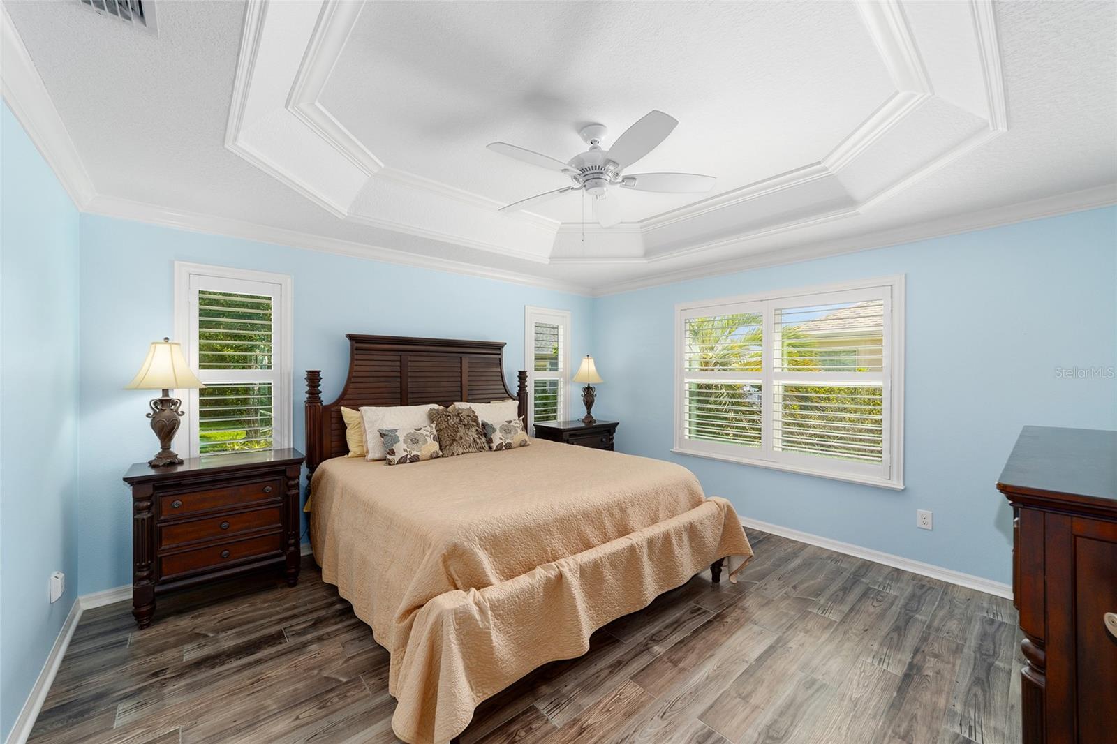 Image 14 of 25 For 1910 Quiet Oak Court