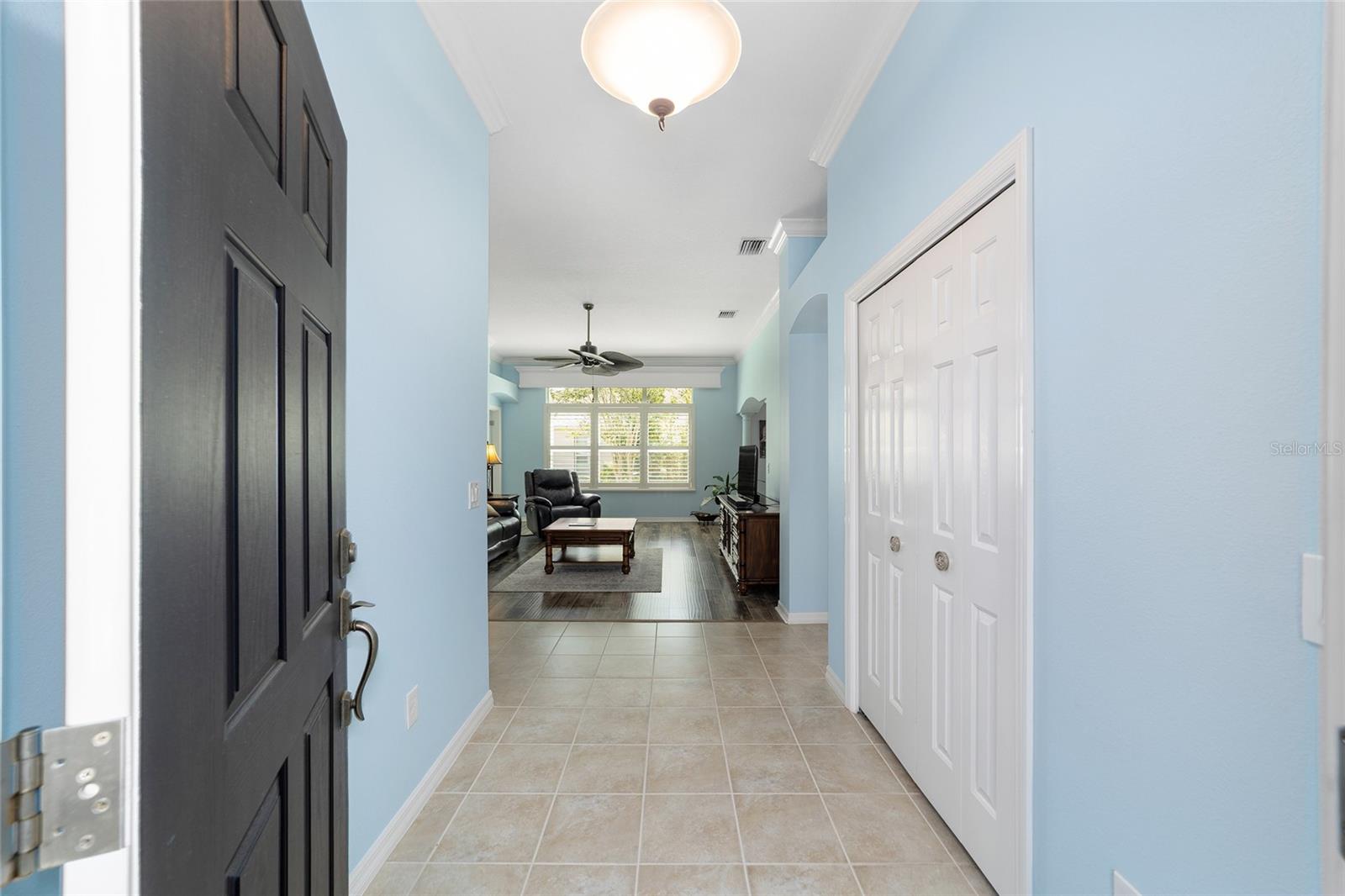 Image 5 of 25 For 1910 Quiet Oak Court
