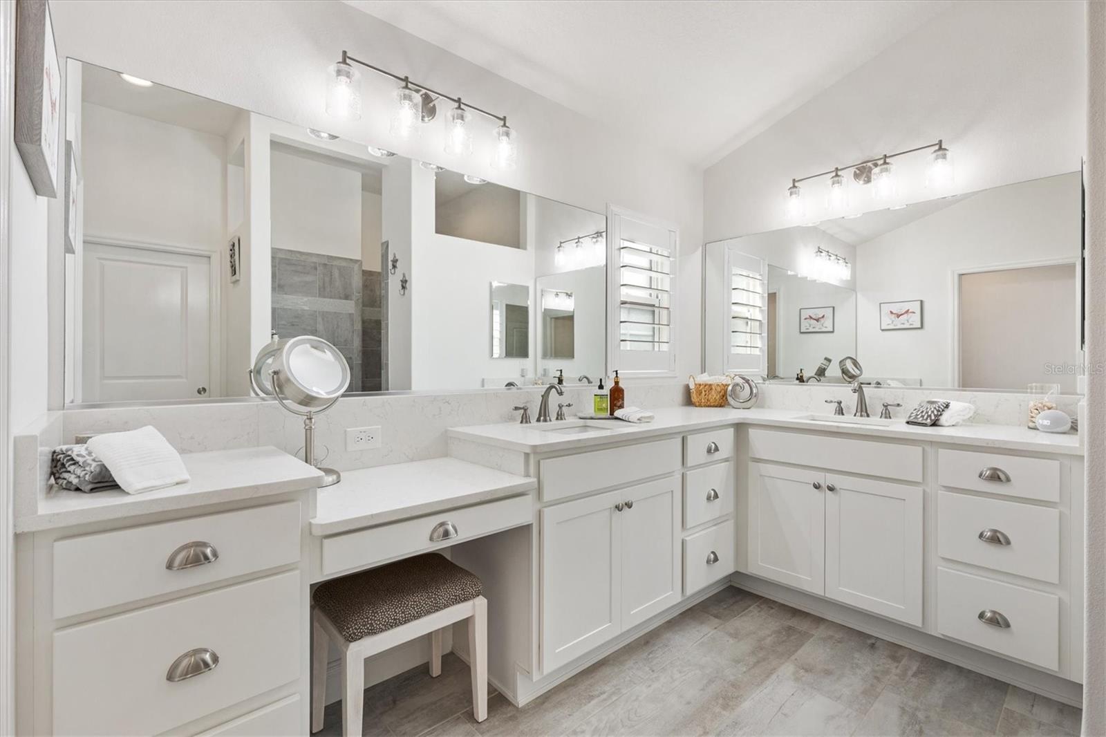 Image 16 of 51 For 2321 Demarco Drive