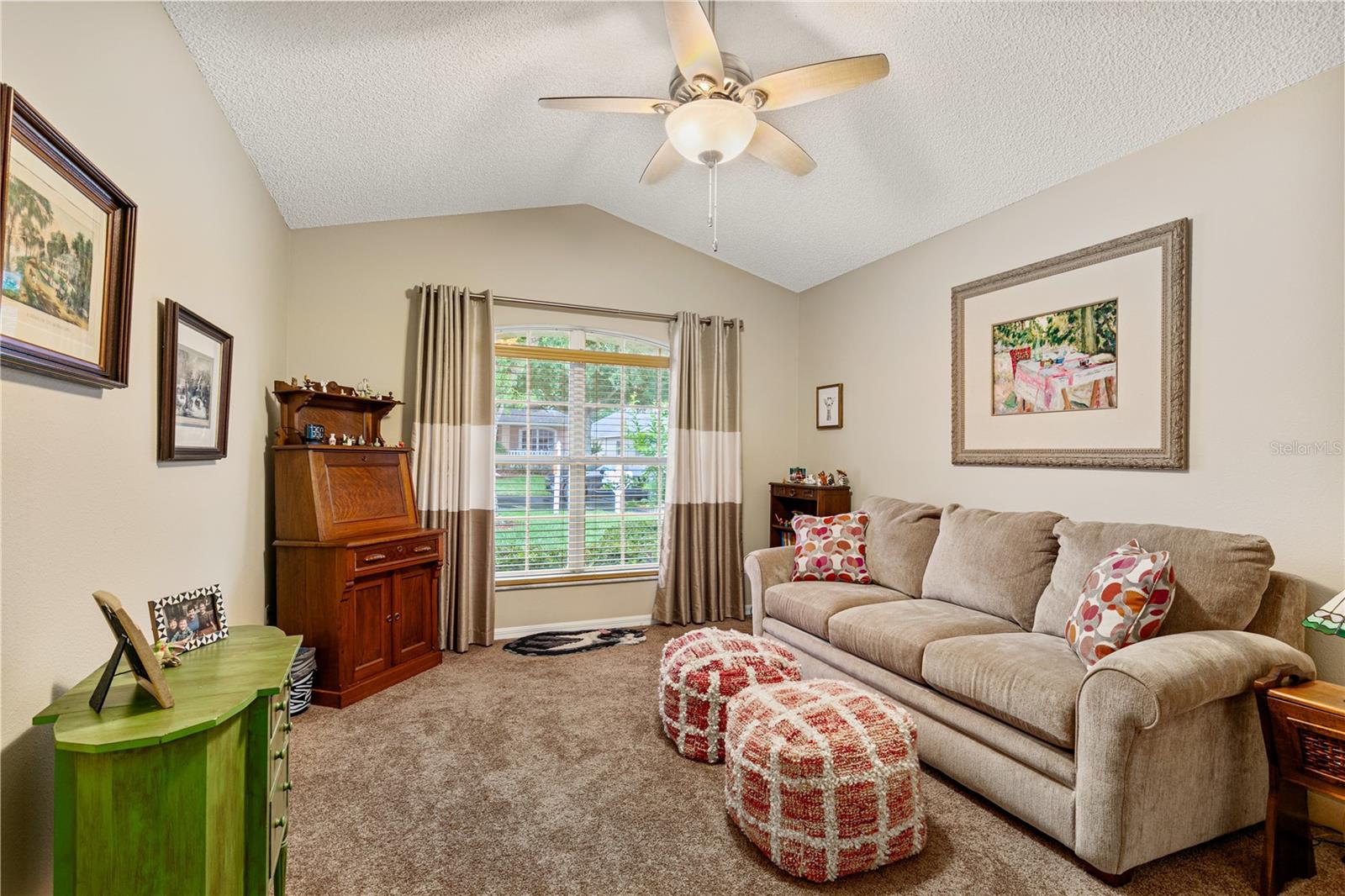 Image 20 of 46 For 4083 Capland Avenue