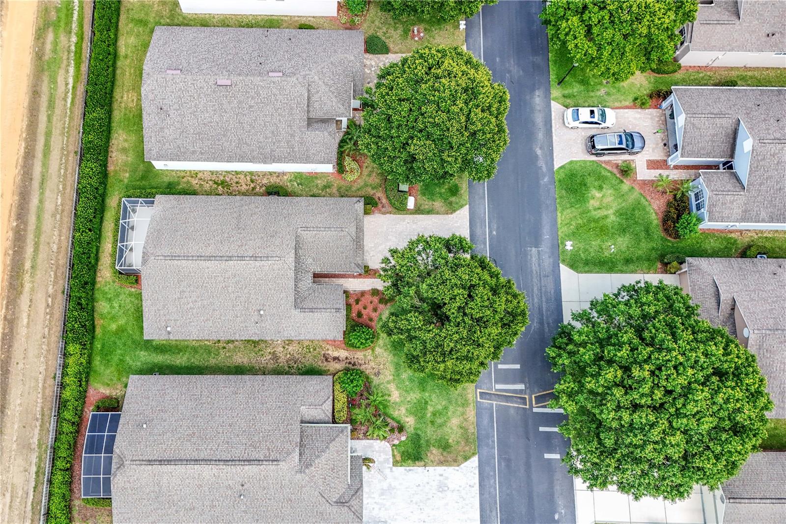 Image 24 of 46 For 4083 Capland Avenue