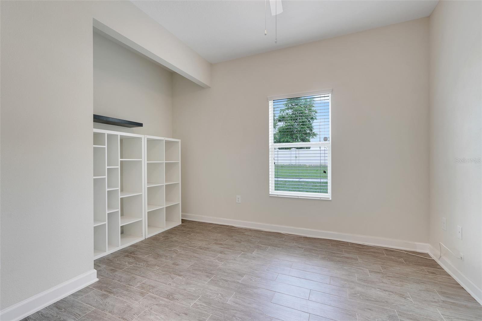 Image 20 of 50 For 3550 Fairwaters Court D