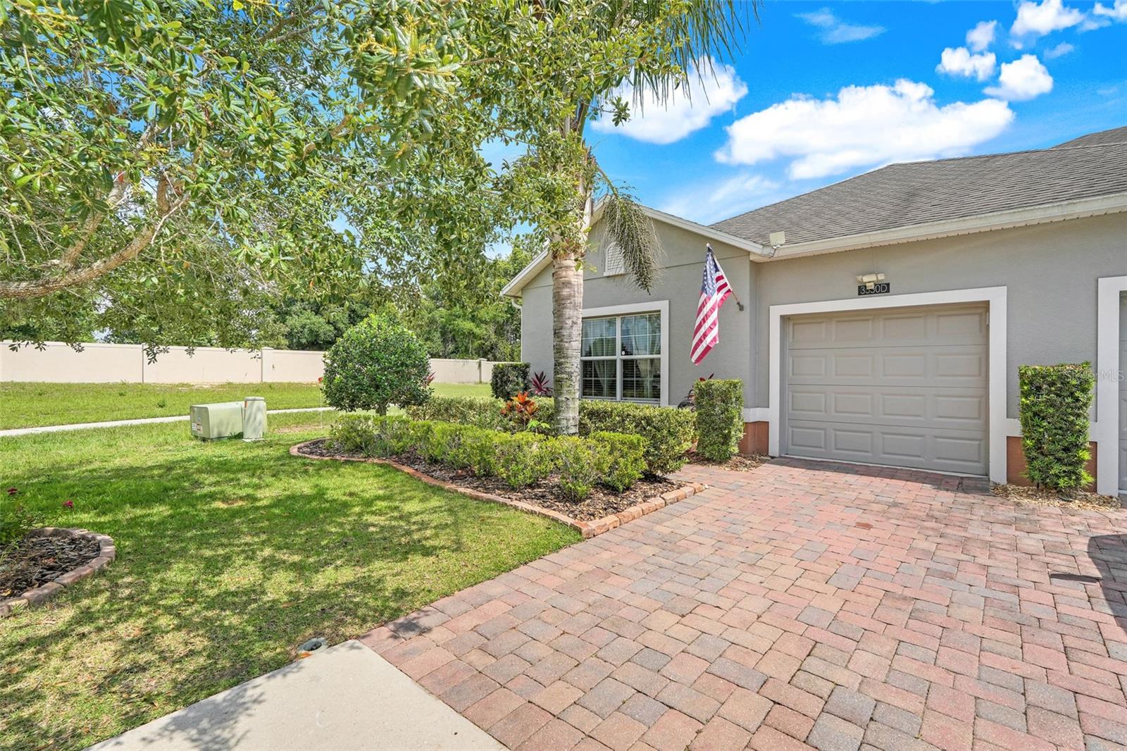 Image 3 of 50 For 3550 Fairwaters Court D