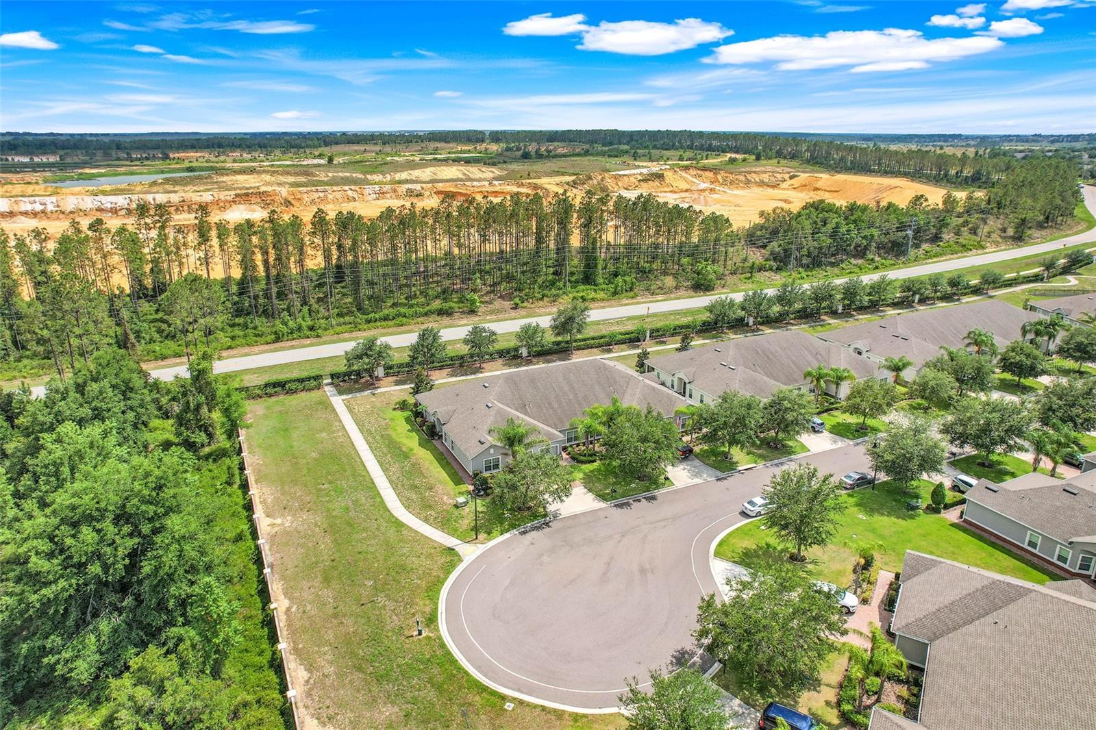 Image 30 of 50 For 3550 Fairwaters Court D