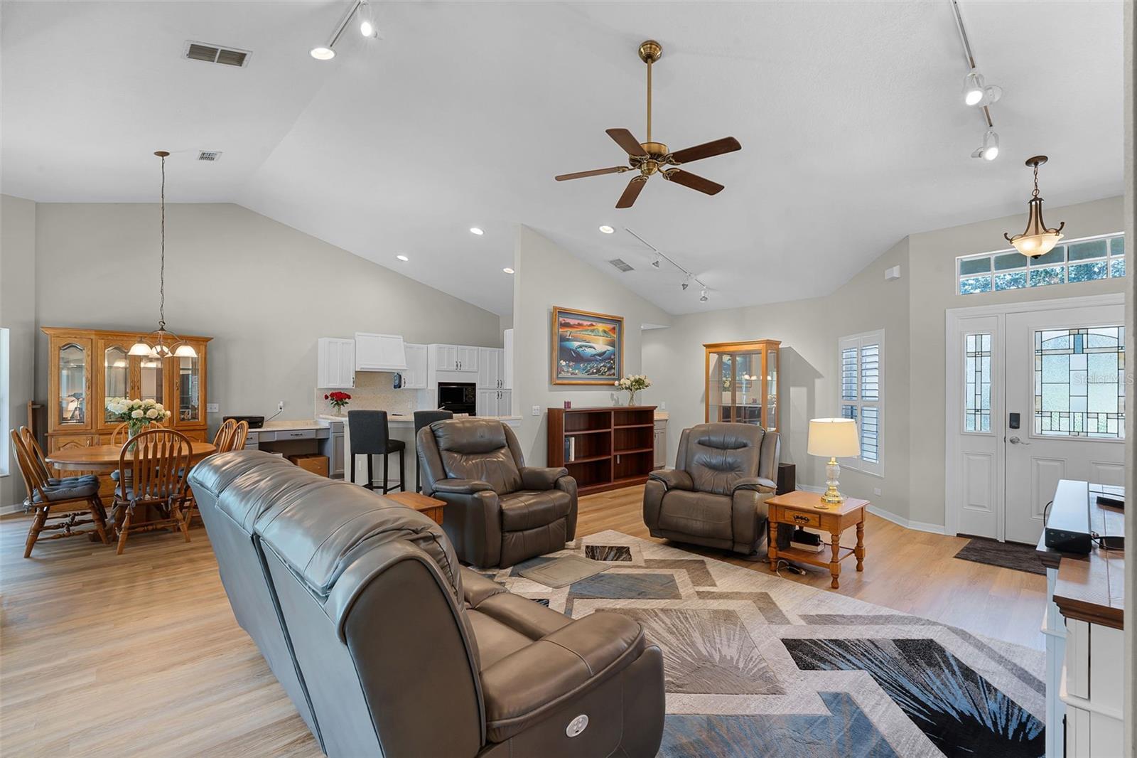 Image 10 of 88 For 27018 Nature View Street
